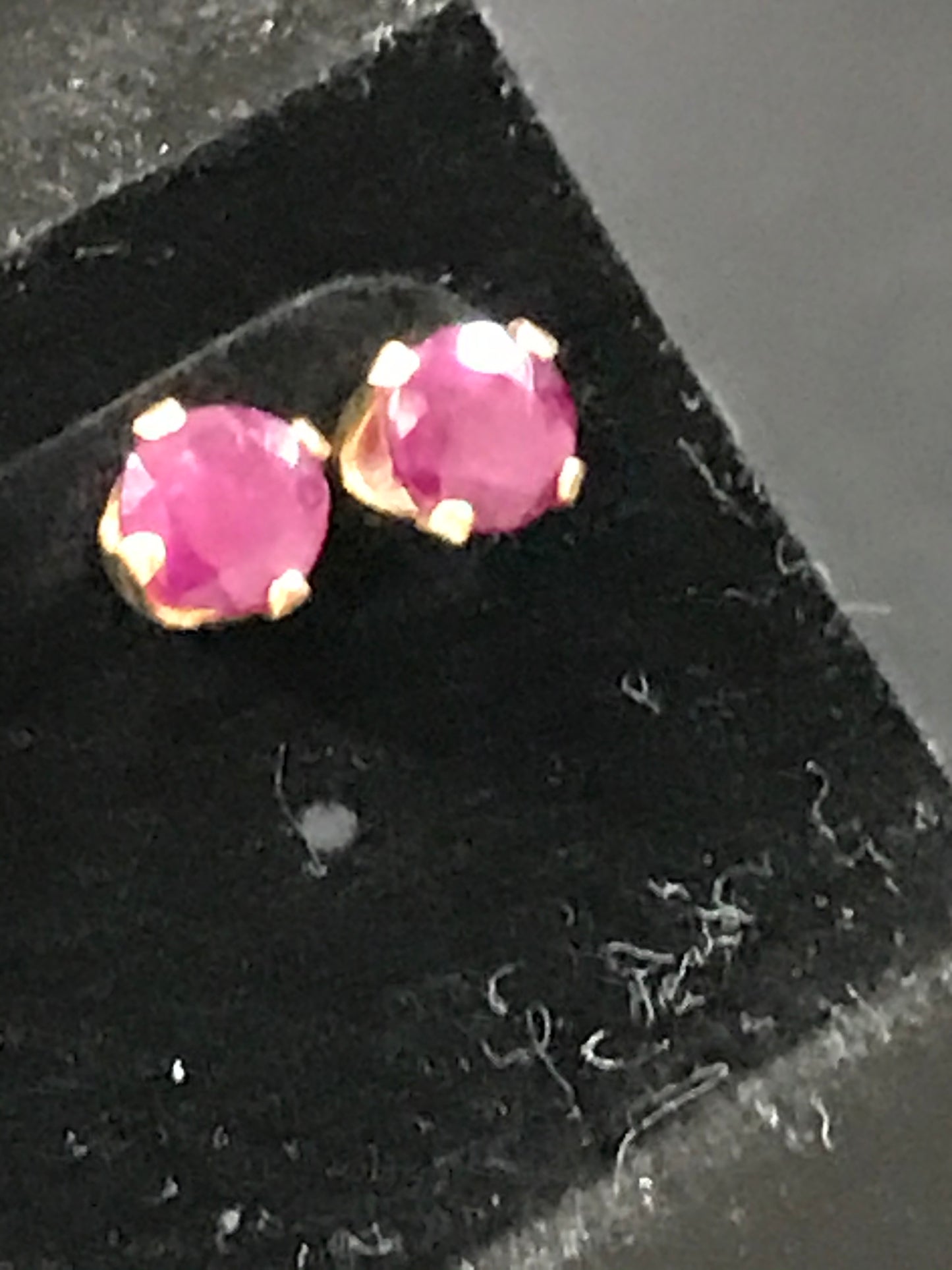 14Kt Gold 5mm Round Natural Ruby Post Earrings
