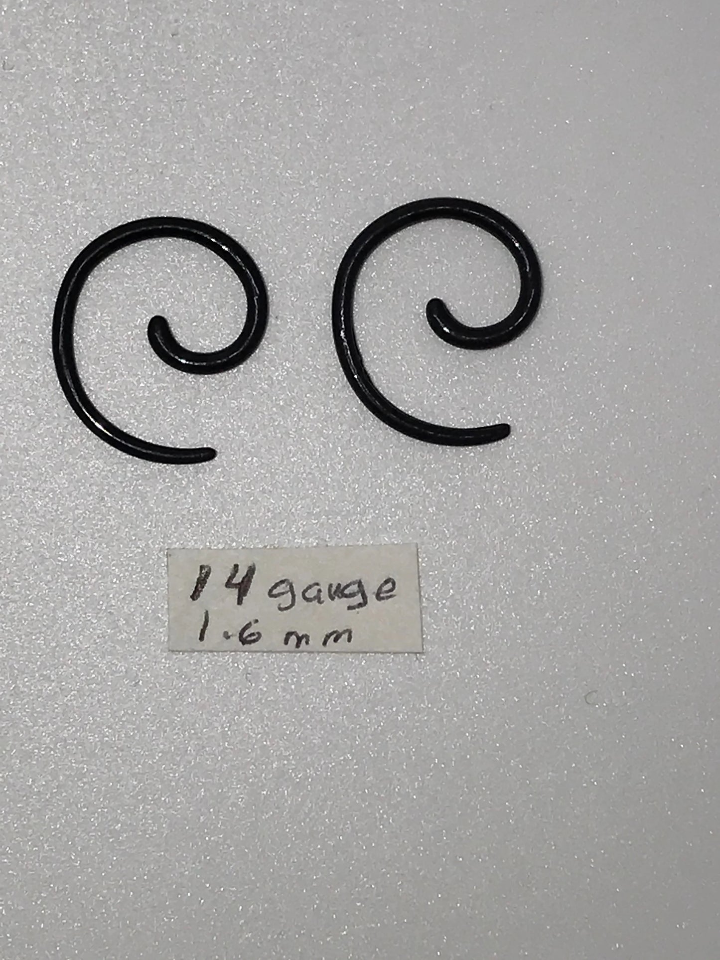 14 Gauge Uv Acrylic Curls
