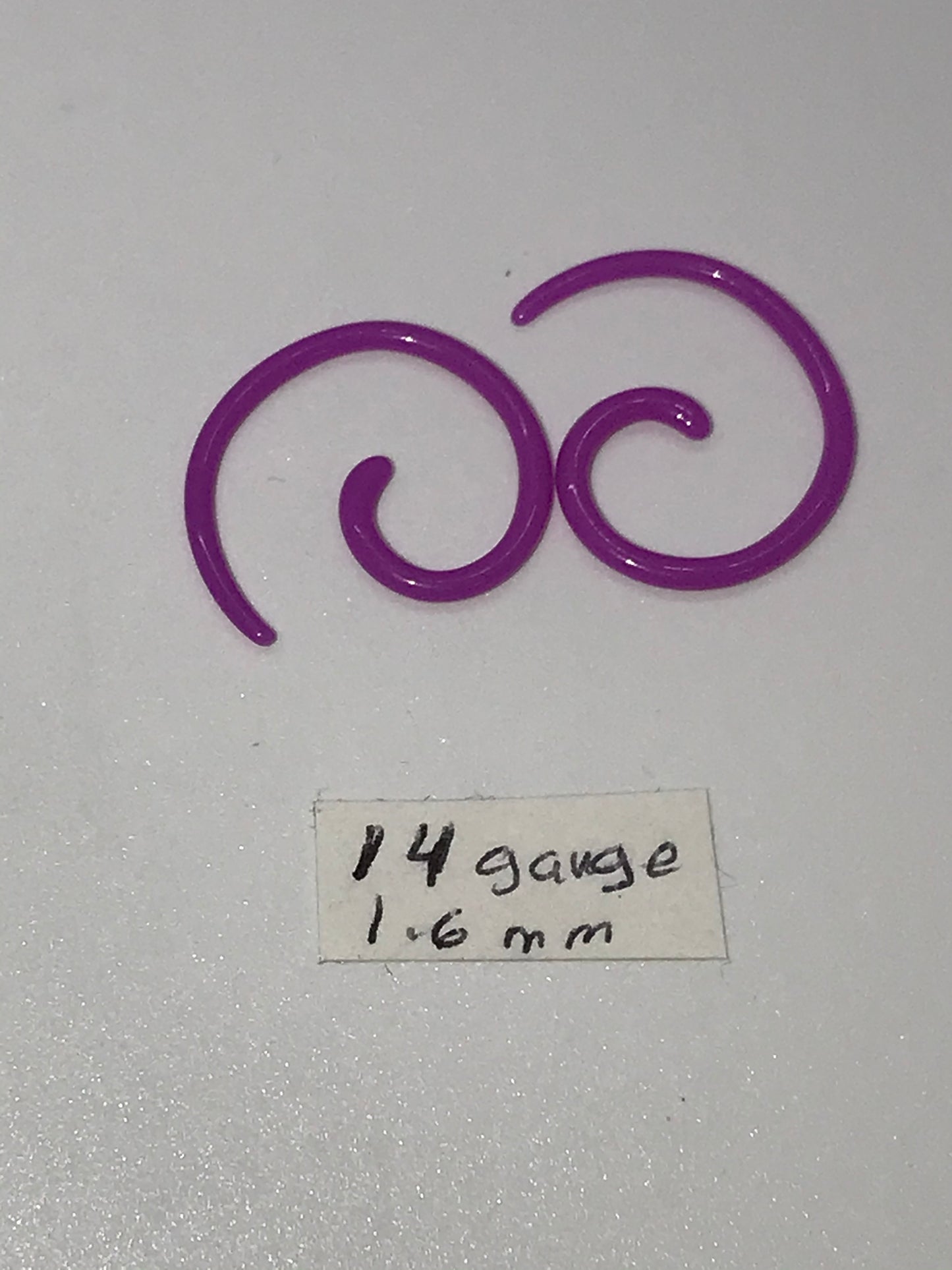 14 Gauge Uv Acrylic Curls