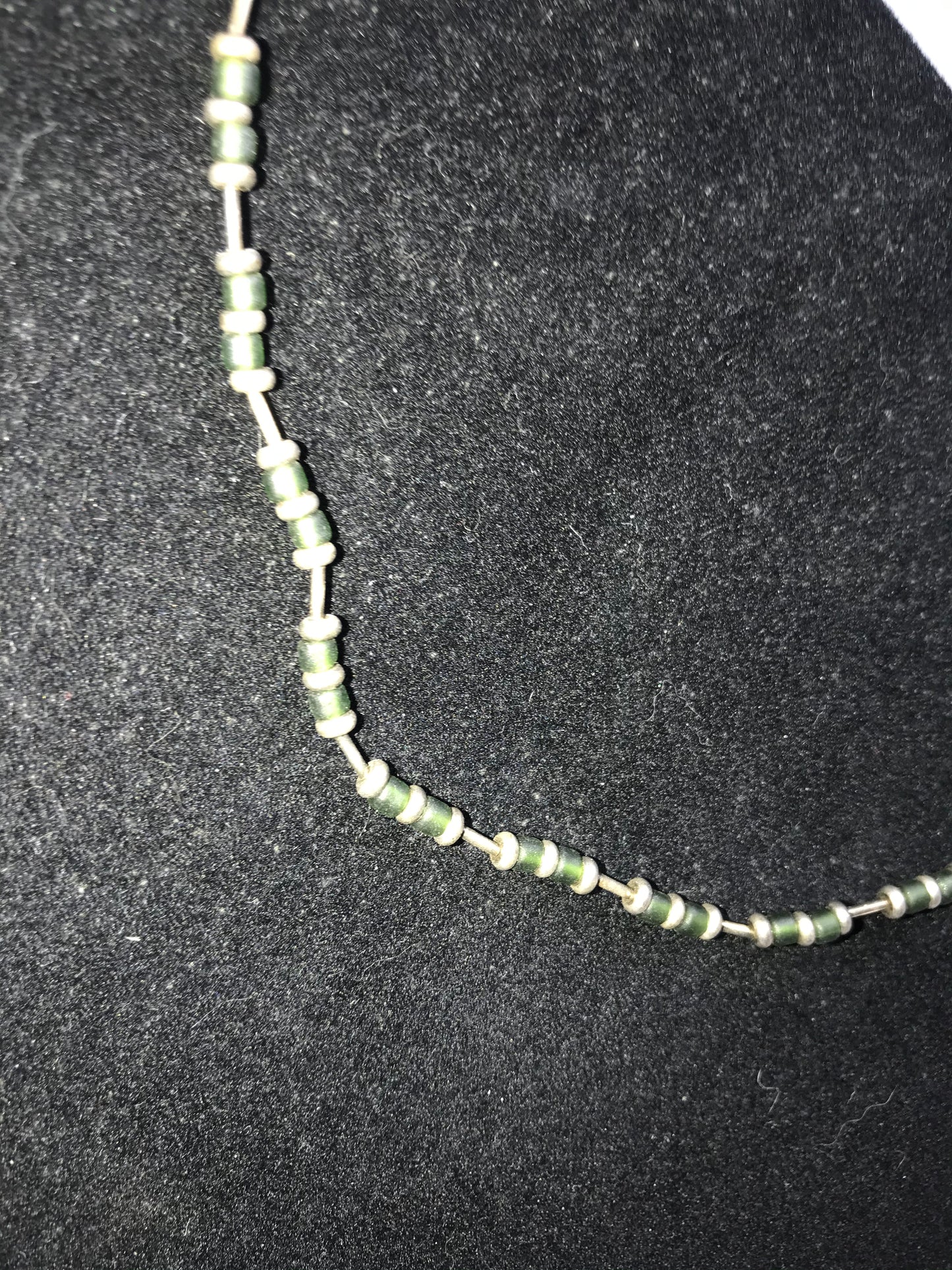 15" Matte Green And Silver Seed Bead Necklace