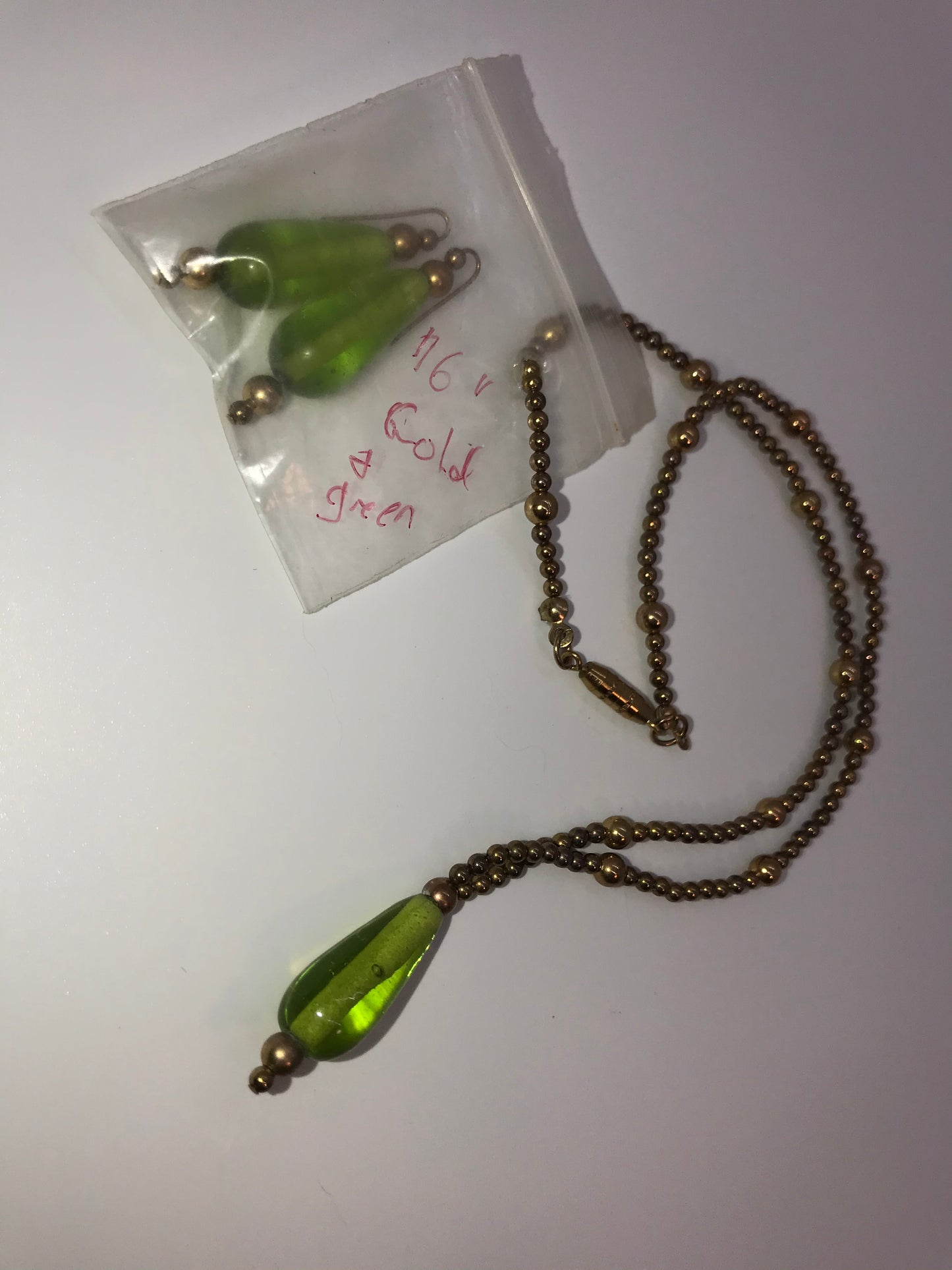 16" Gold and Green Necklace and Earring Set