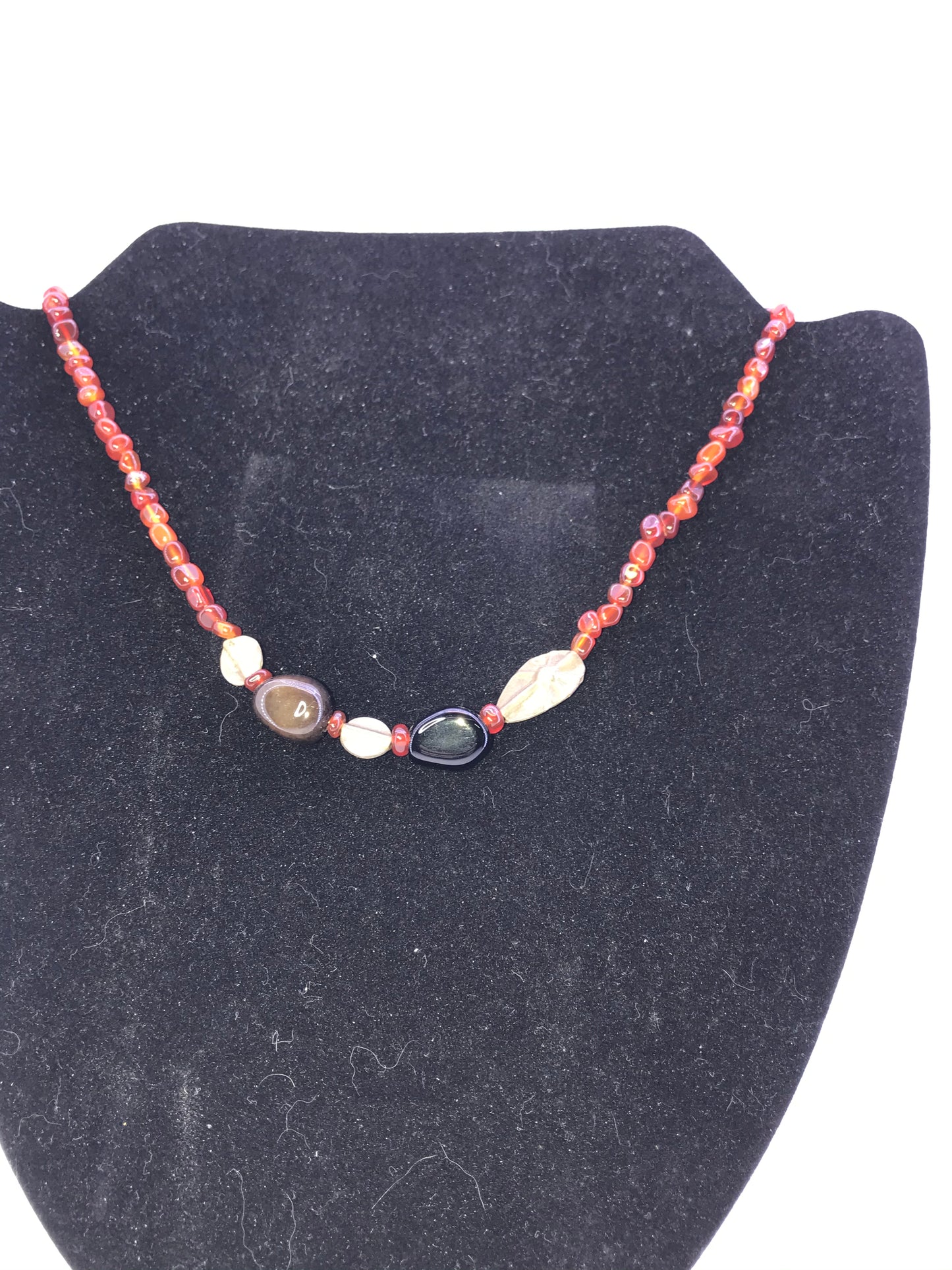 17 1/2" Agate And Obsidian Necklace