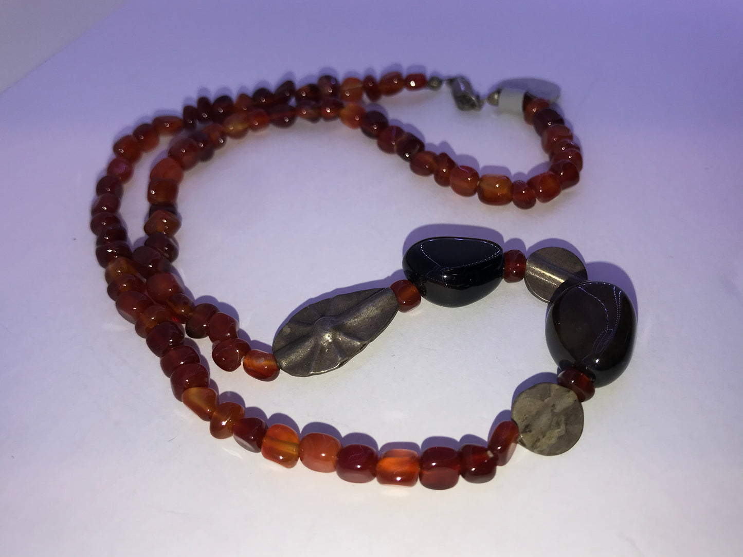 17 1/2" Agate And Obsidian Necklace