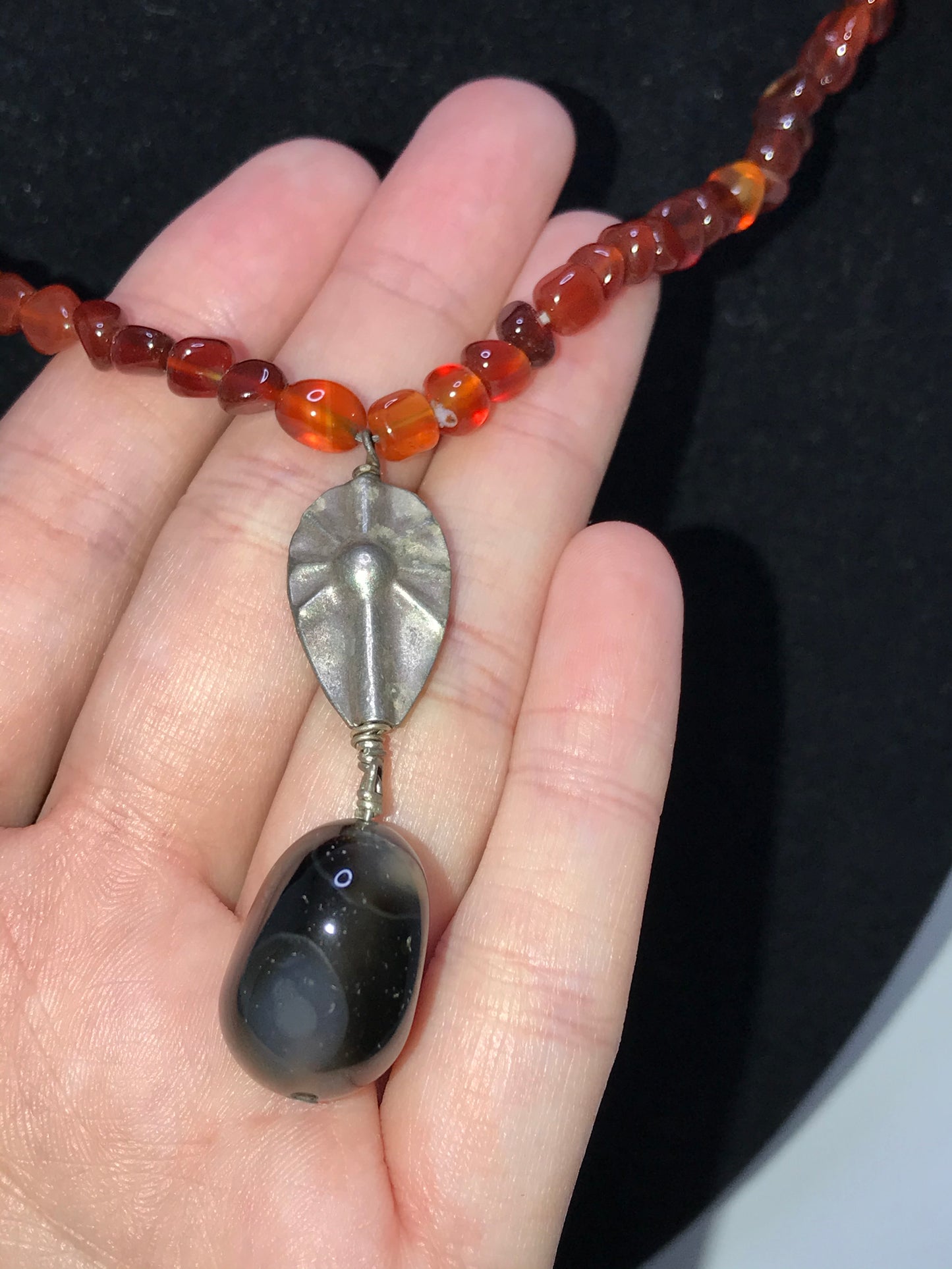 17" Agate And Obsidian Necklace