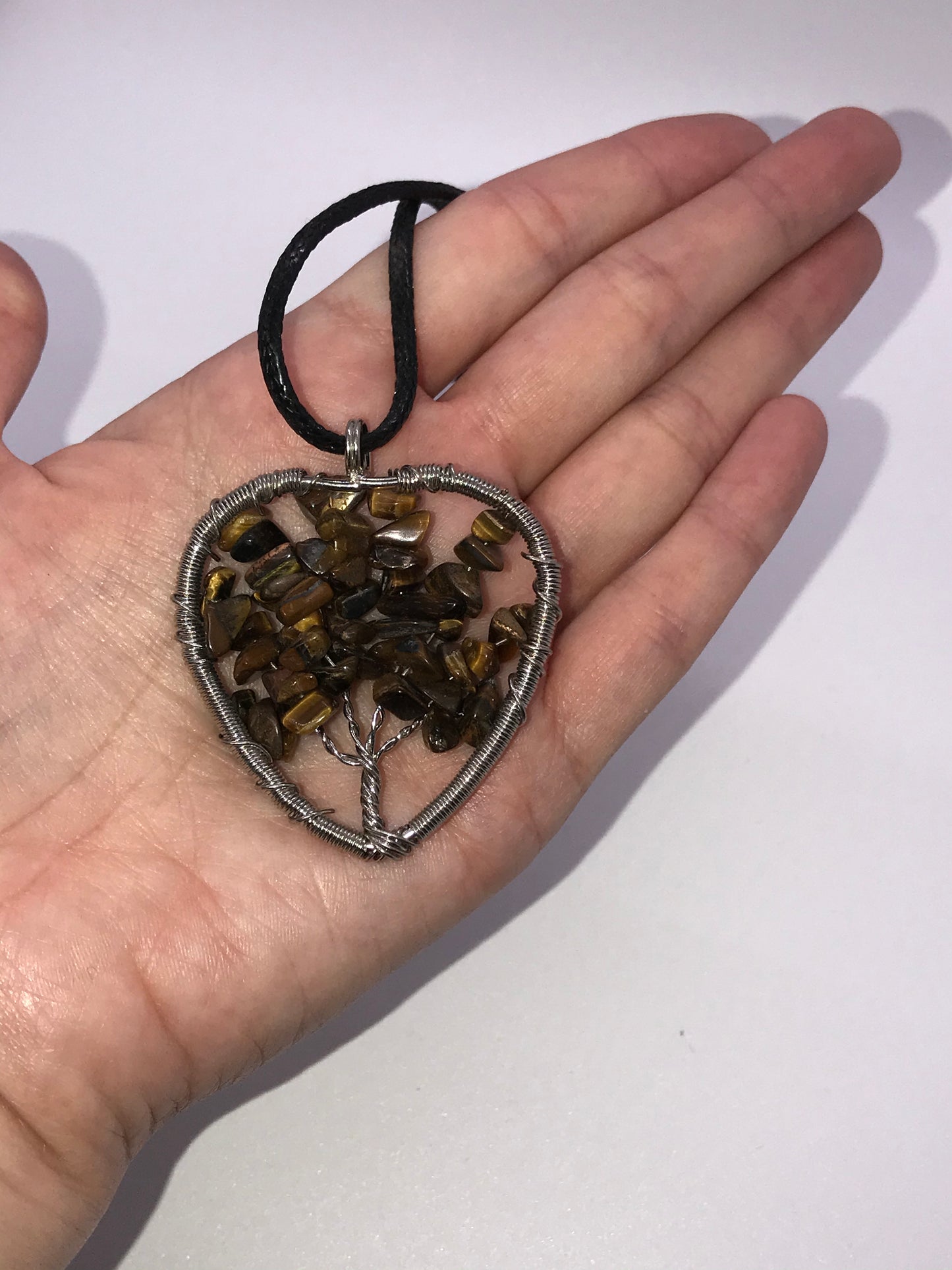 18" Heart Tigerseye Tree Of Life Leather Necklace