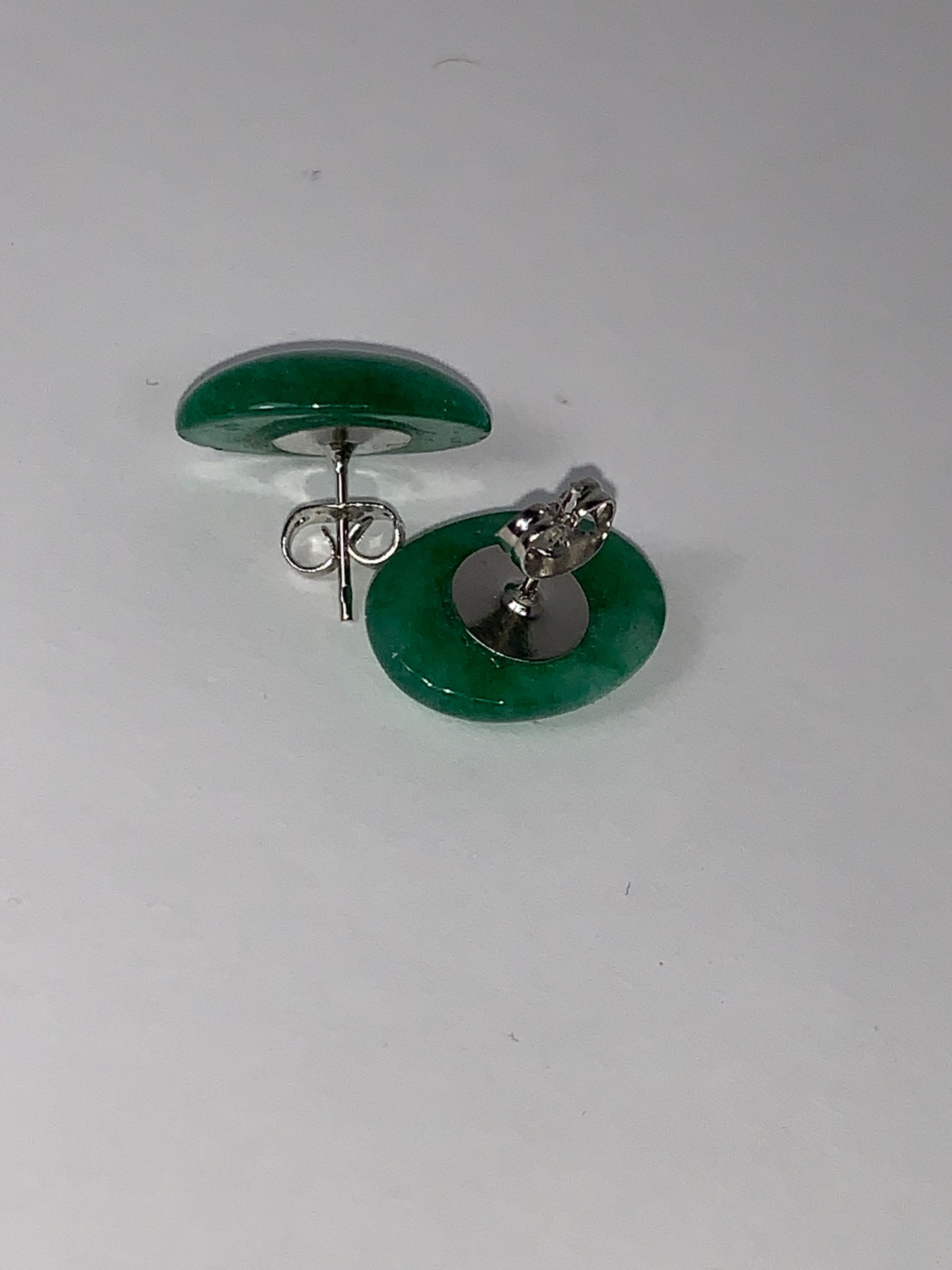 18x13mm Oval Green Aventurine Post Earrings
