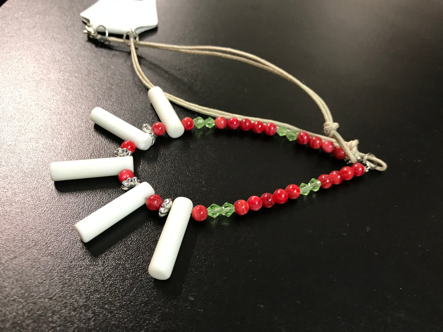 19 1/2" Red Agate and Ceramic Necklace