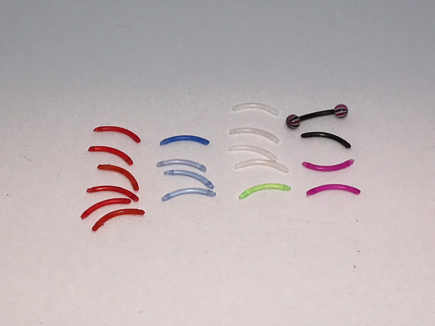 16 Gauge Clear and White Swirl Design