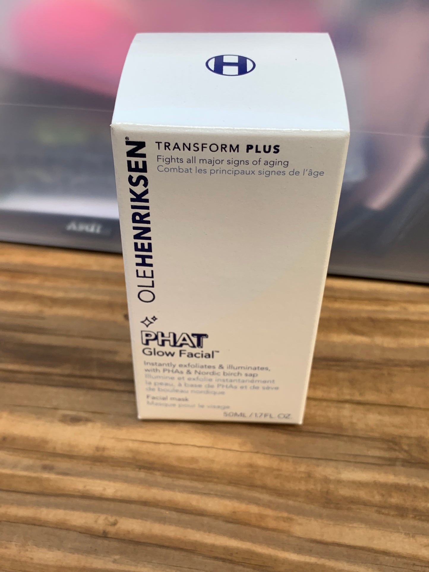 OLEHENRIKSEN PHAT Glow Facial™ Mask