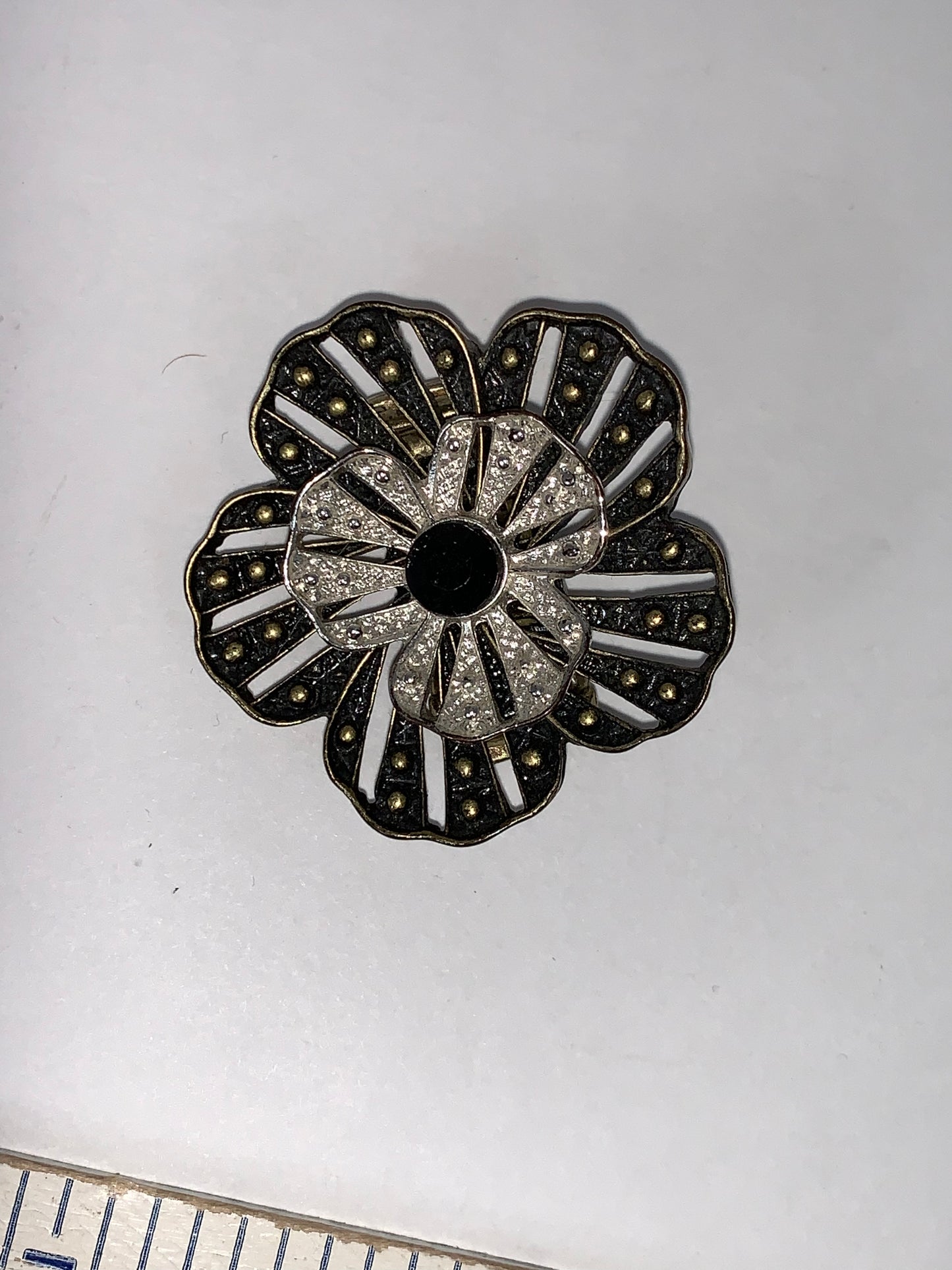 Costume Bronze Flower Sizeable Ring