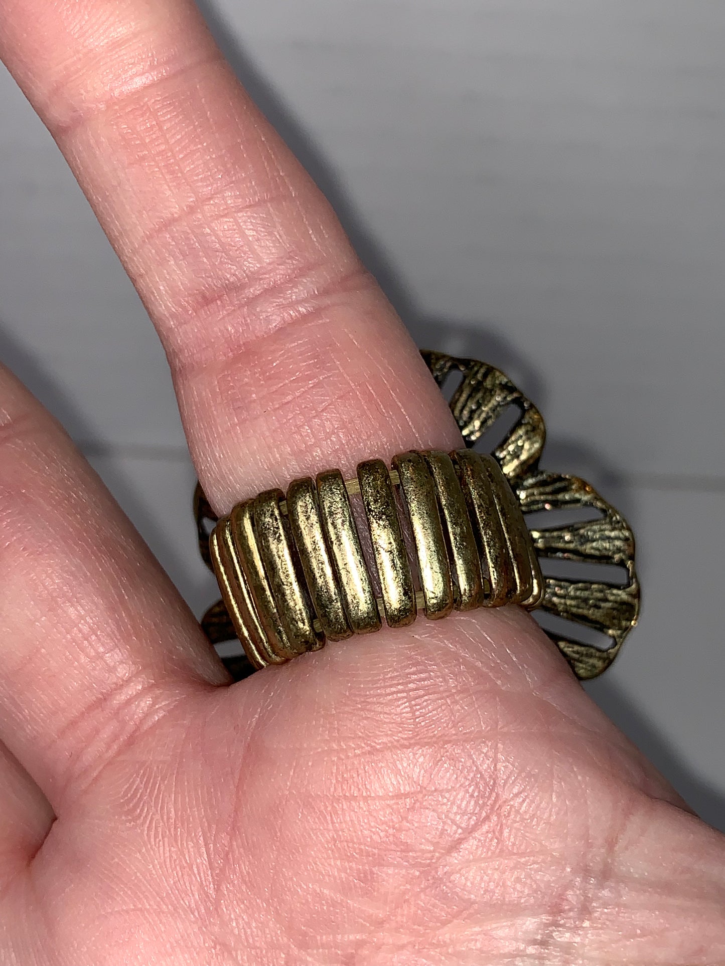 Costume Bronze Flower Sizeable Ring