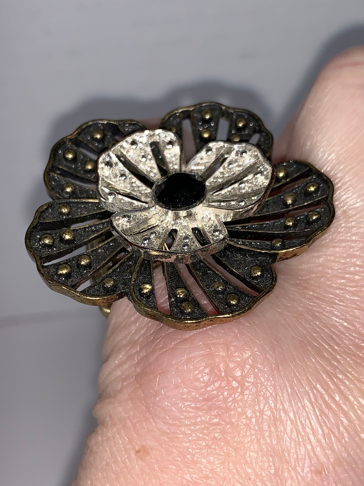 Costume Bronze Flower Sizeable Ring