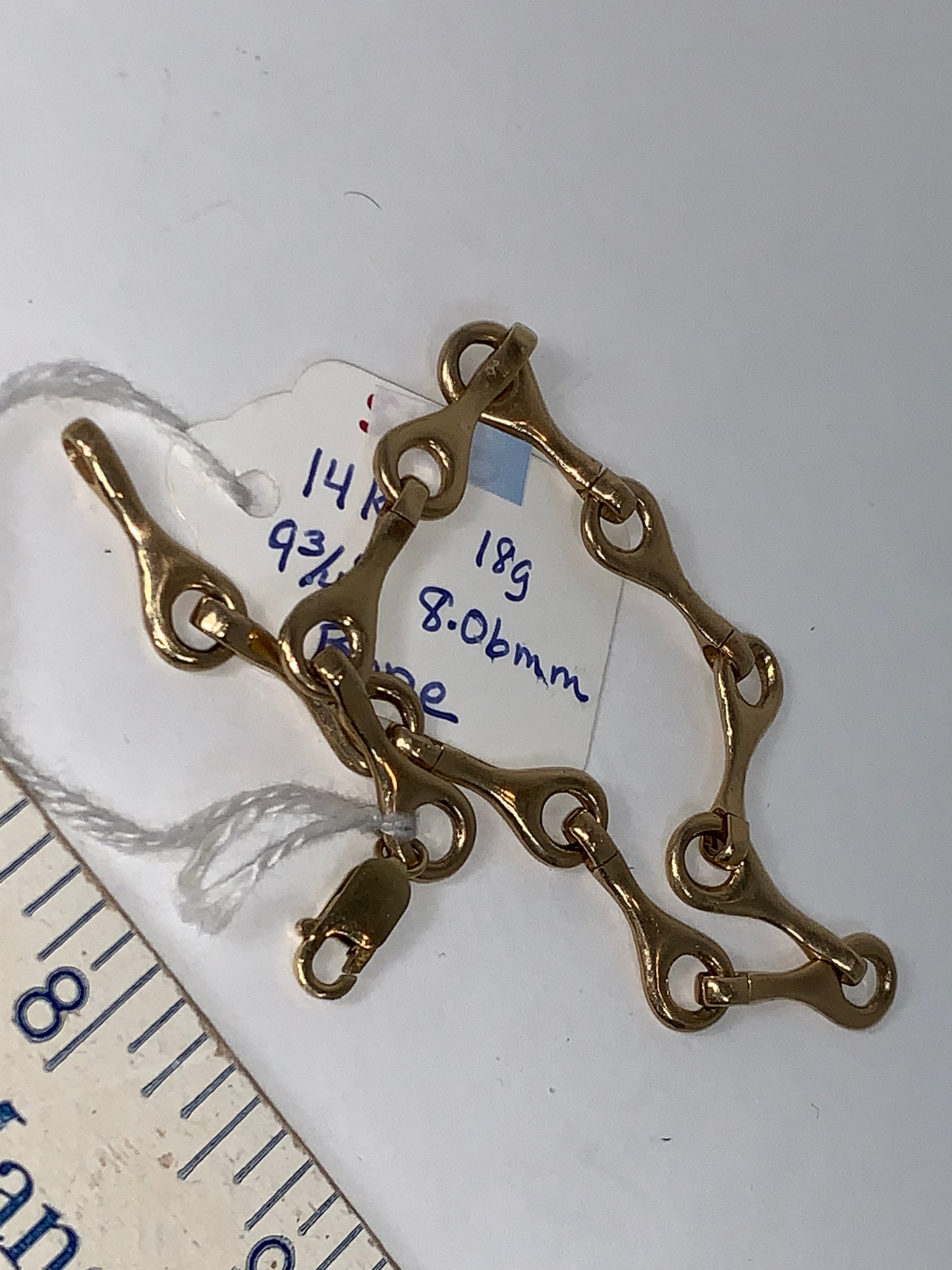 9 3/4" long 14KT Gold Bone Design Bracelet