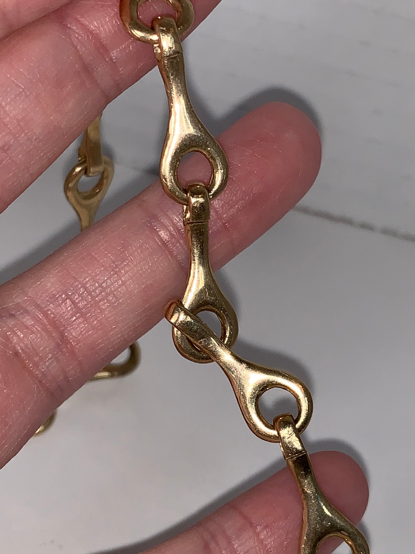 9 3/4" long 14KT Gold Bone Design Bracelet