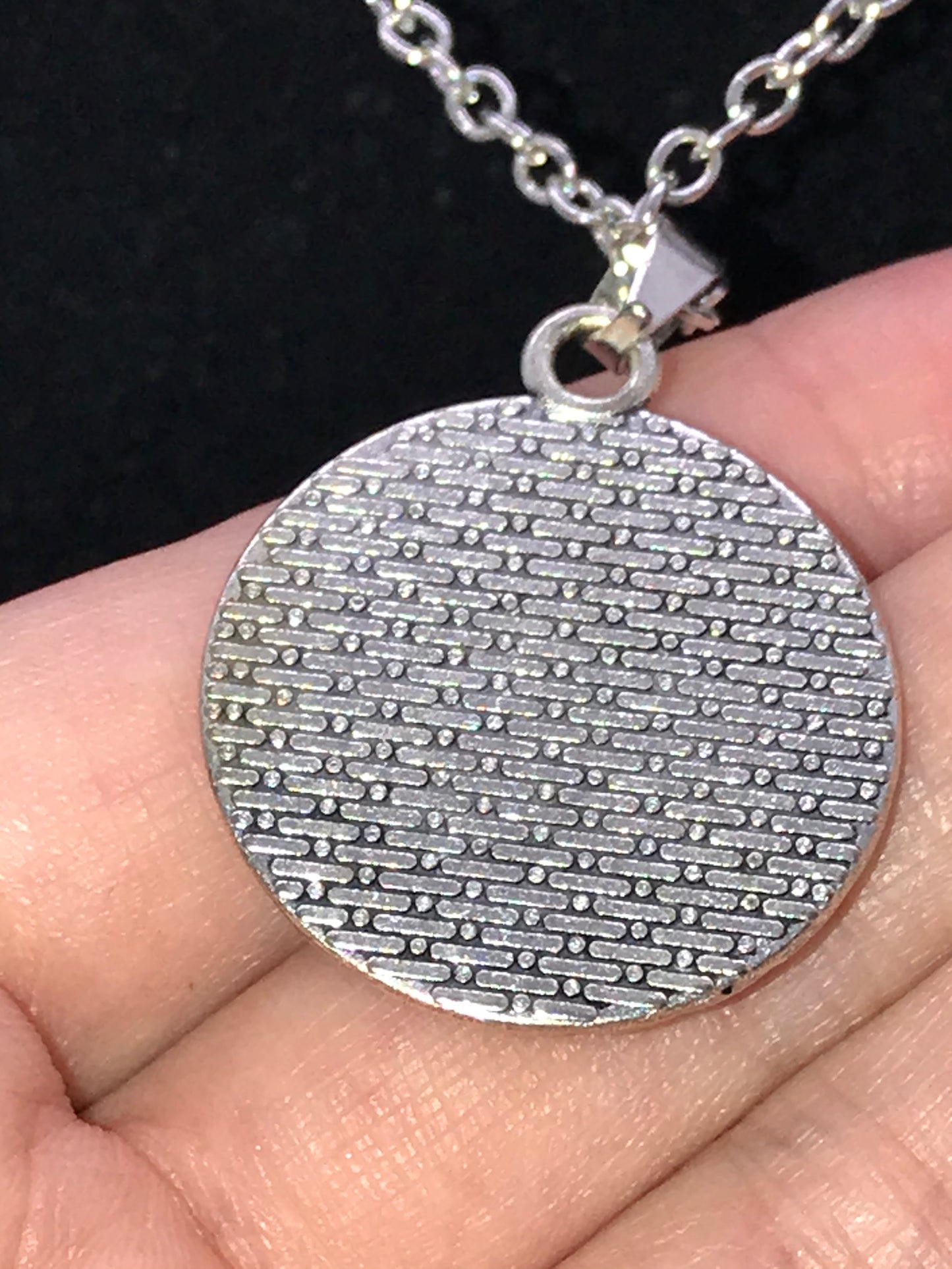 20 3/4" Blue and White Browning Cable Chain Necklace