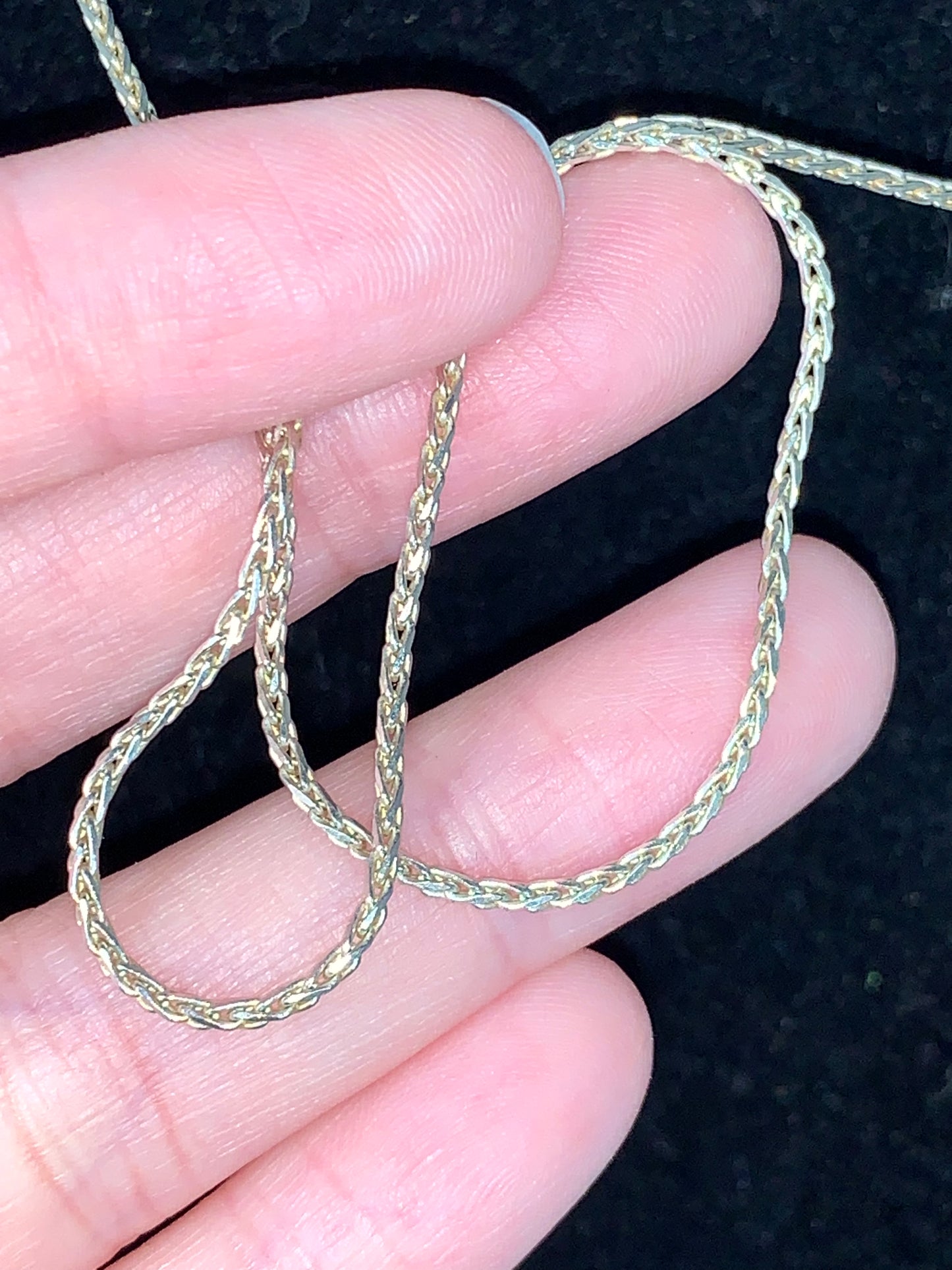 22" Sterling Silver 1.5mm Diamond Cut Wheat Chain Necklace