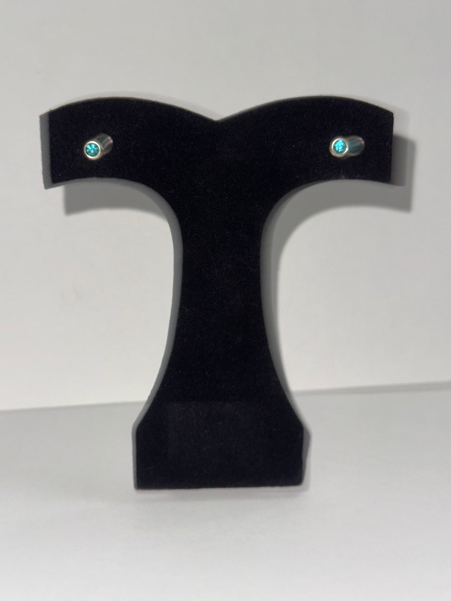 5 Mm Round Aqua Blue Cz And Sterling Post Earrings