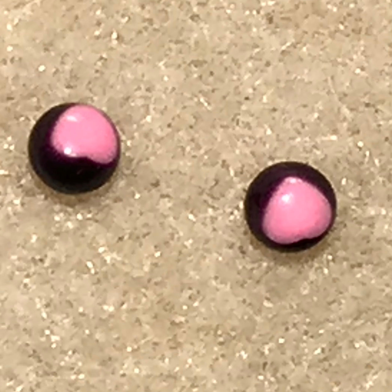 16 Gauge Black and Pink Heart Design