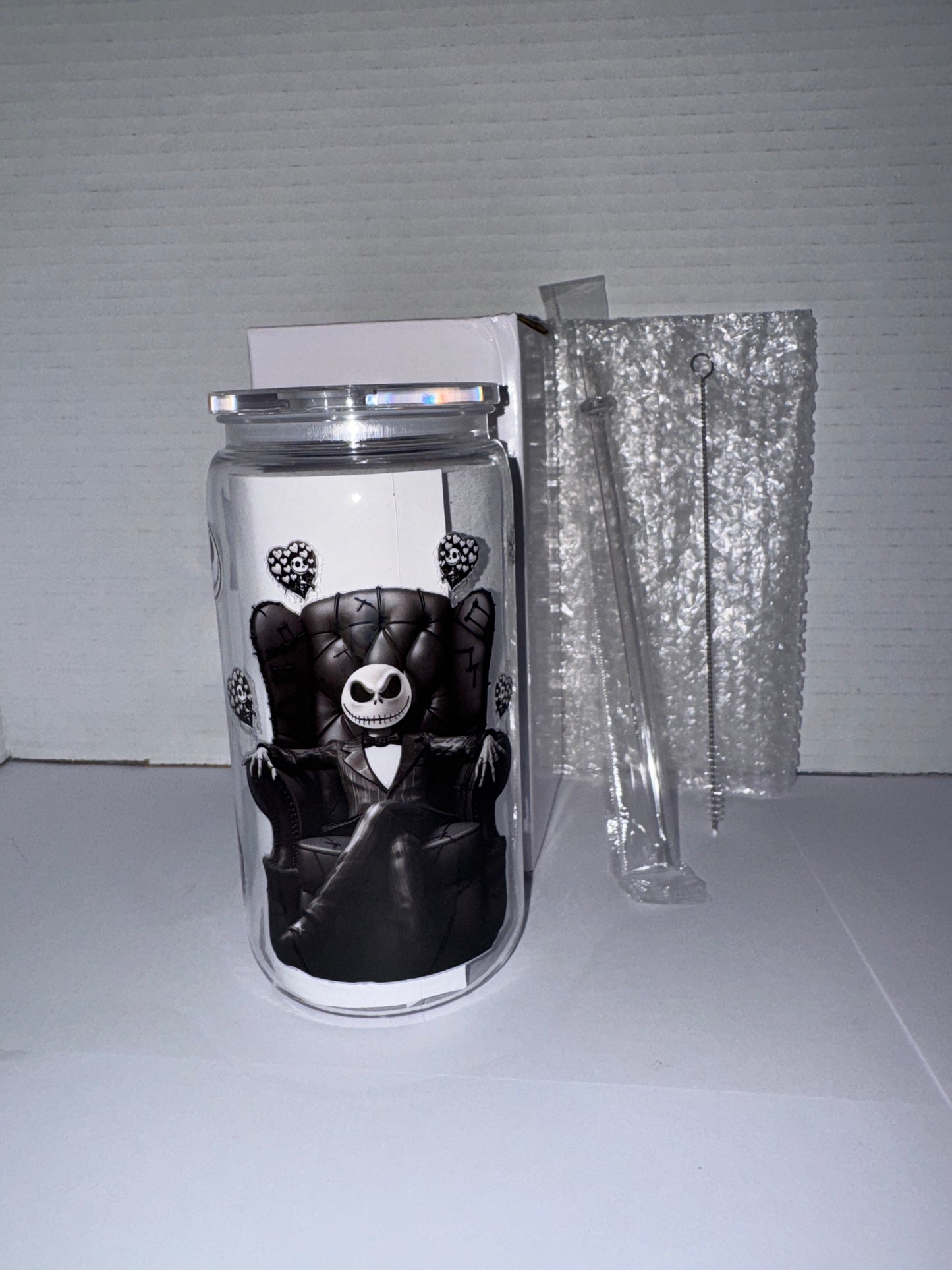 Halloween Black Leather Chair Themed 16 Oz Plastic Cup, Black and White Theme