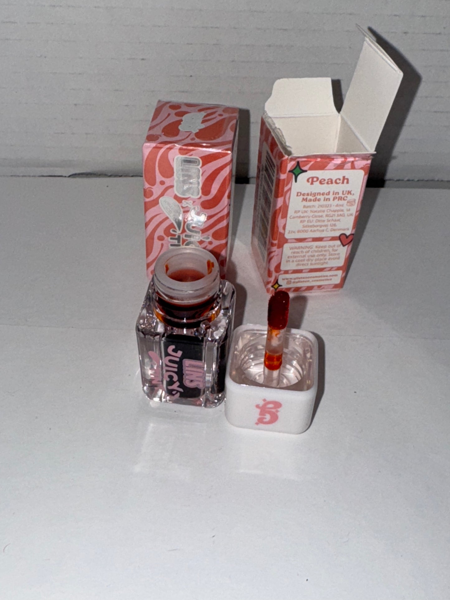 Blend Bunny Cosmetics LINS X GLISTEN JUICY TINT