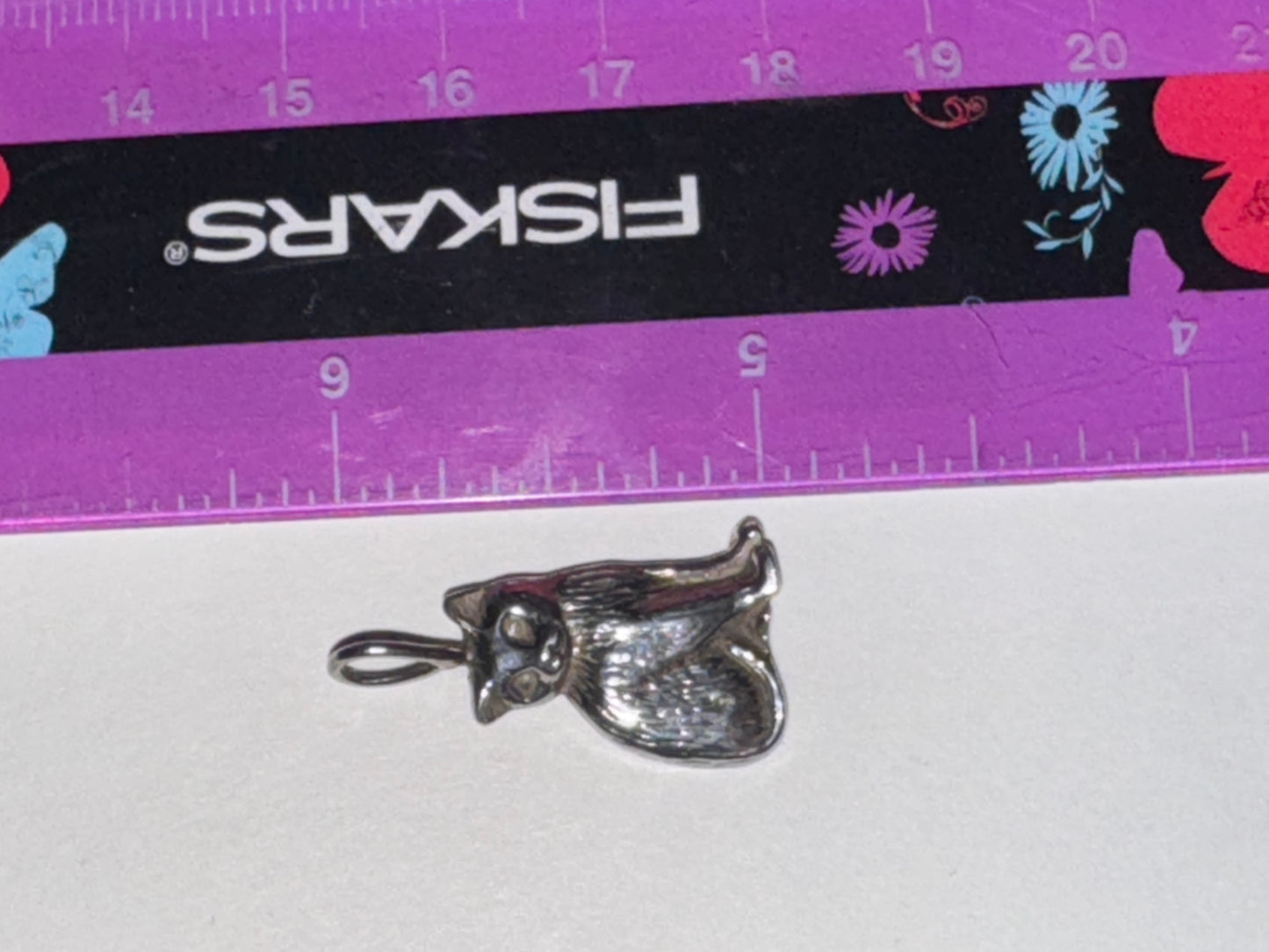 Sterling Silver Cute Cat Pendant