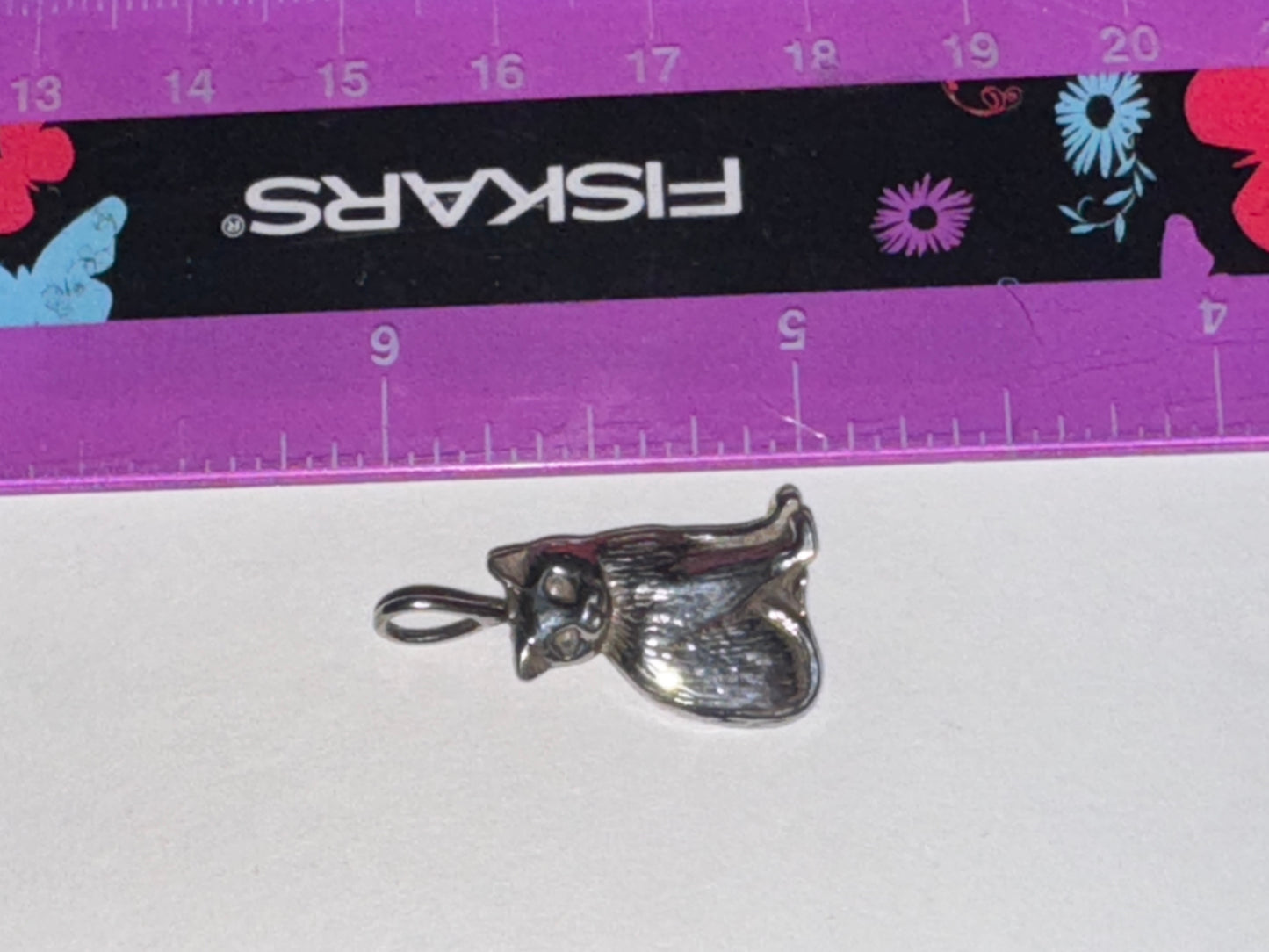 Sterling Silver Cute Cat Pendant