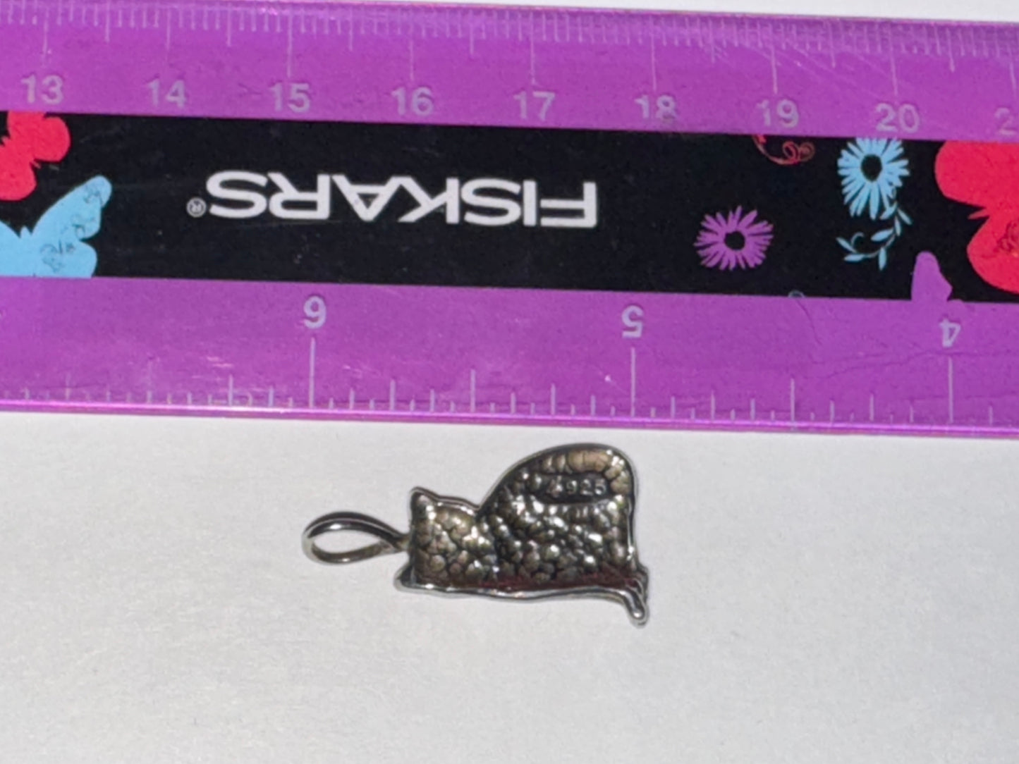 Sterling Silver Cute Cat Pendant