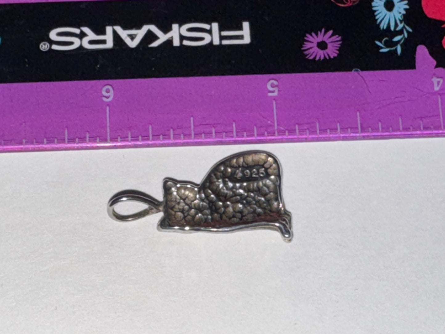 Sterling Silver Cute Cat Pendant