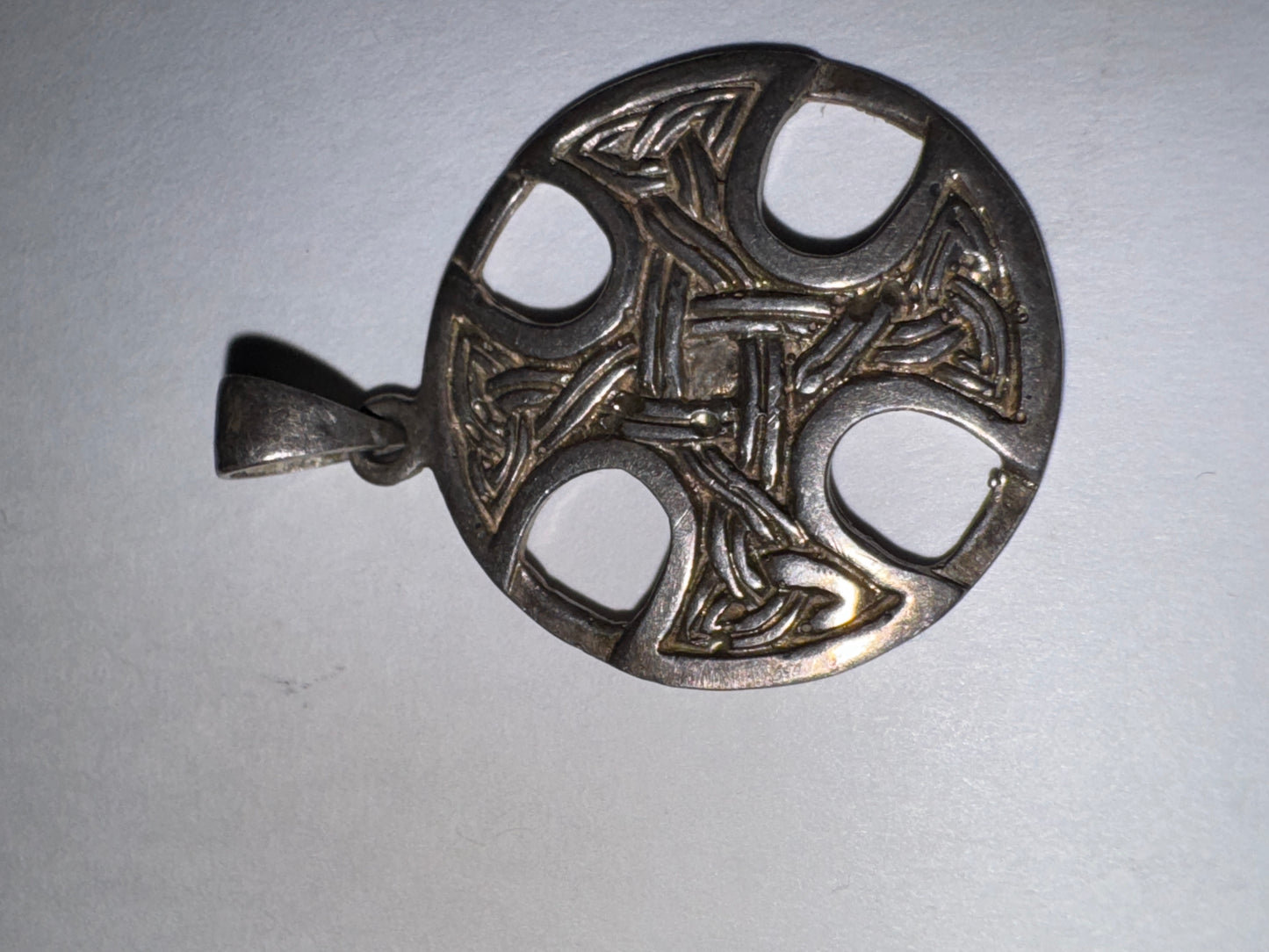 Sterling Silver Circular Celtic Knot Pendant