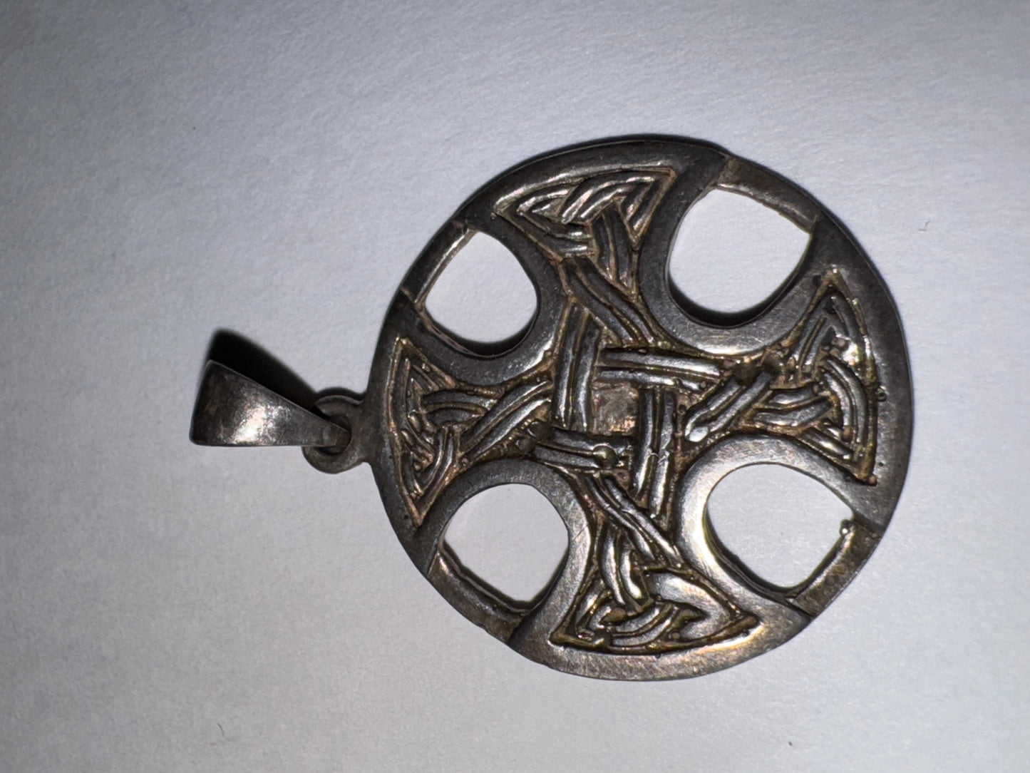 Sterling Silver Circular Celtic Knot Pendant
