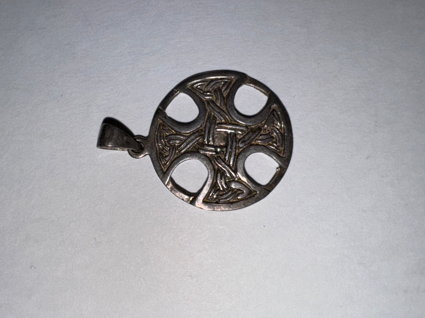 Sterling Silver Circular Celtic Knot Pendant