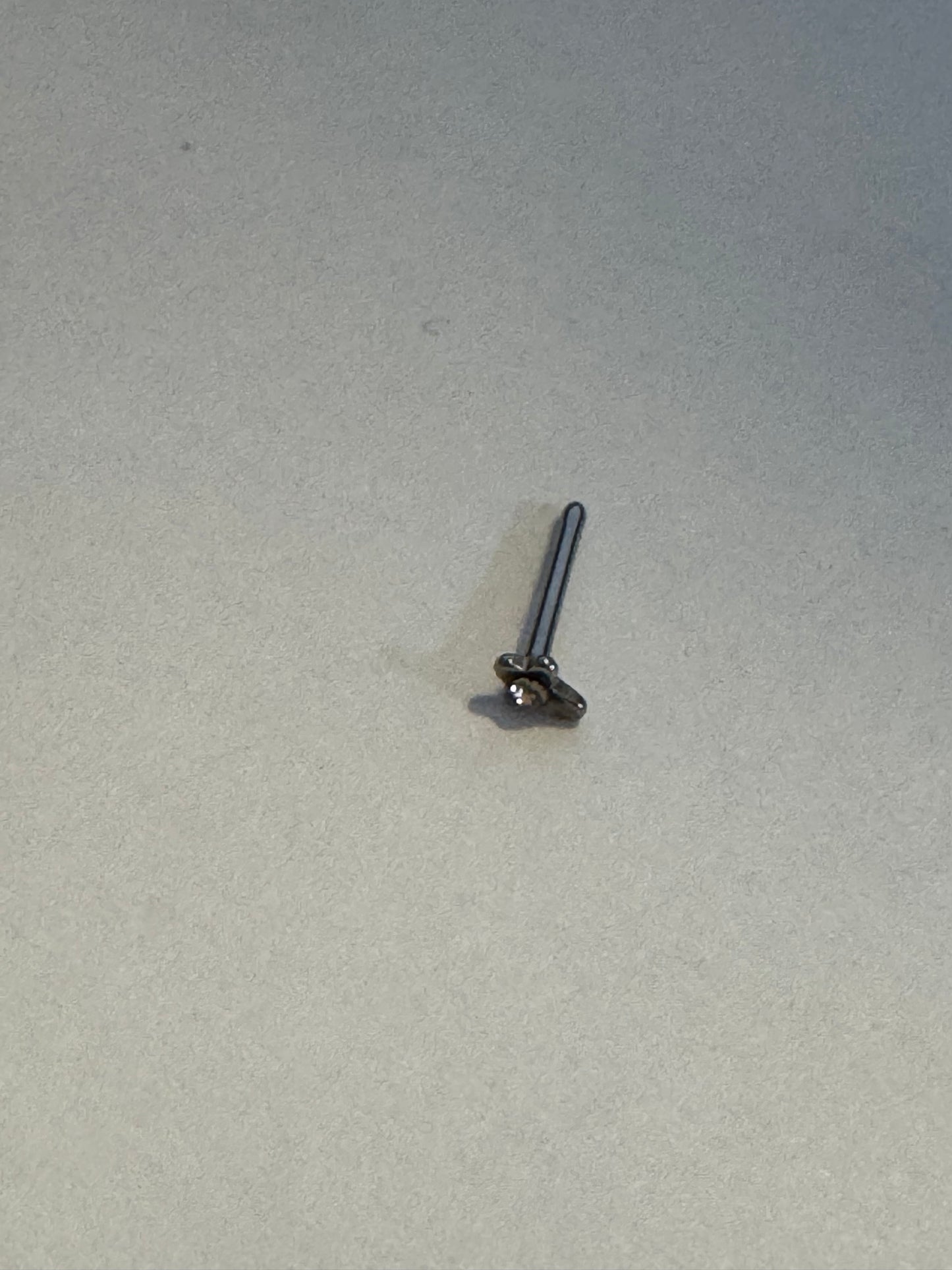 20 Gauge Straight Cross Nose Ring