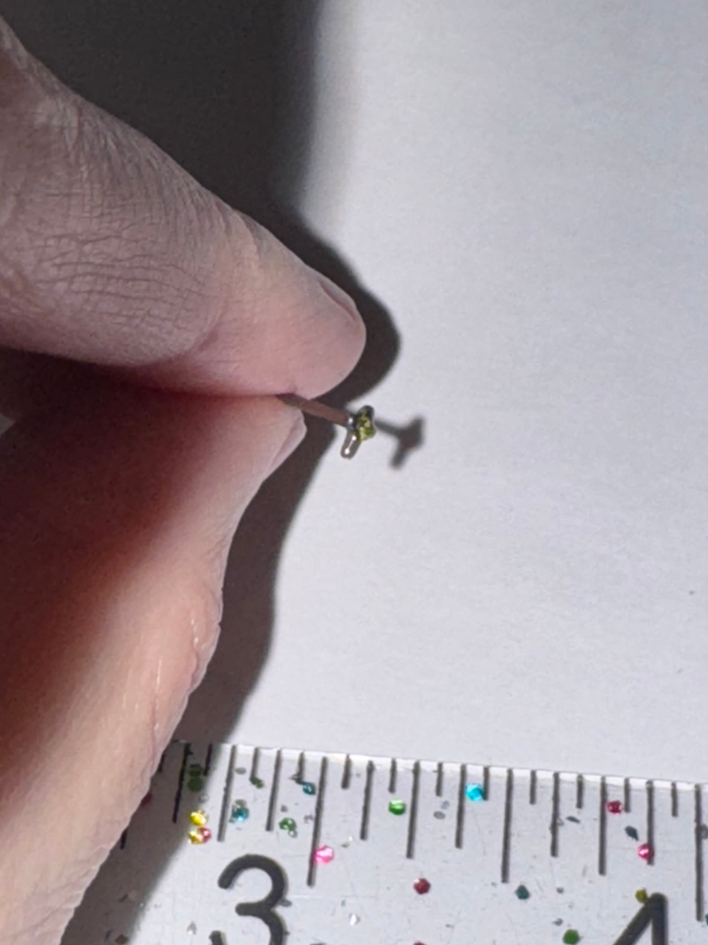 20 Gauge Straight Cross Nose Ring