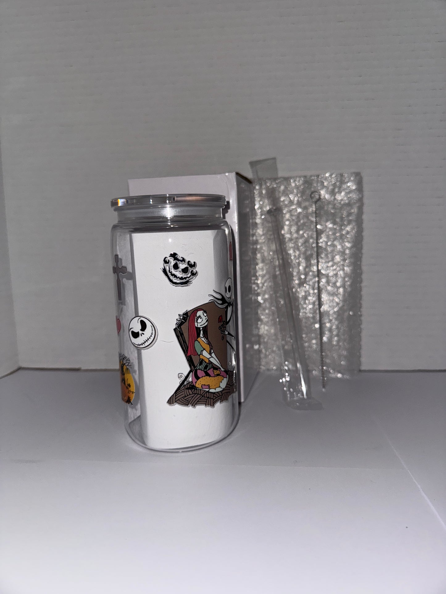 Halloween Wedding Themed 16 Oz Plastic Cup With Love Hearts, damaged