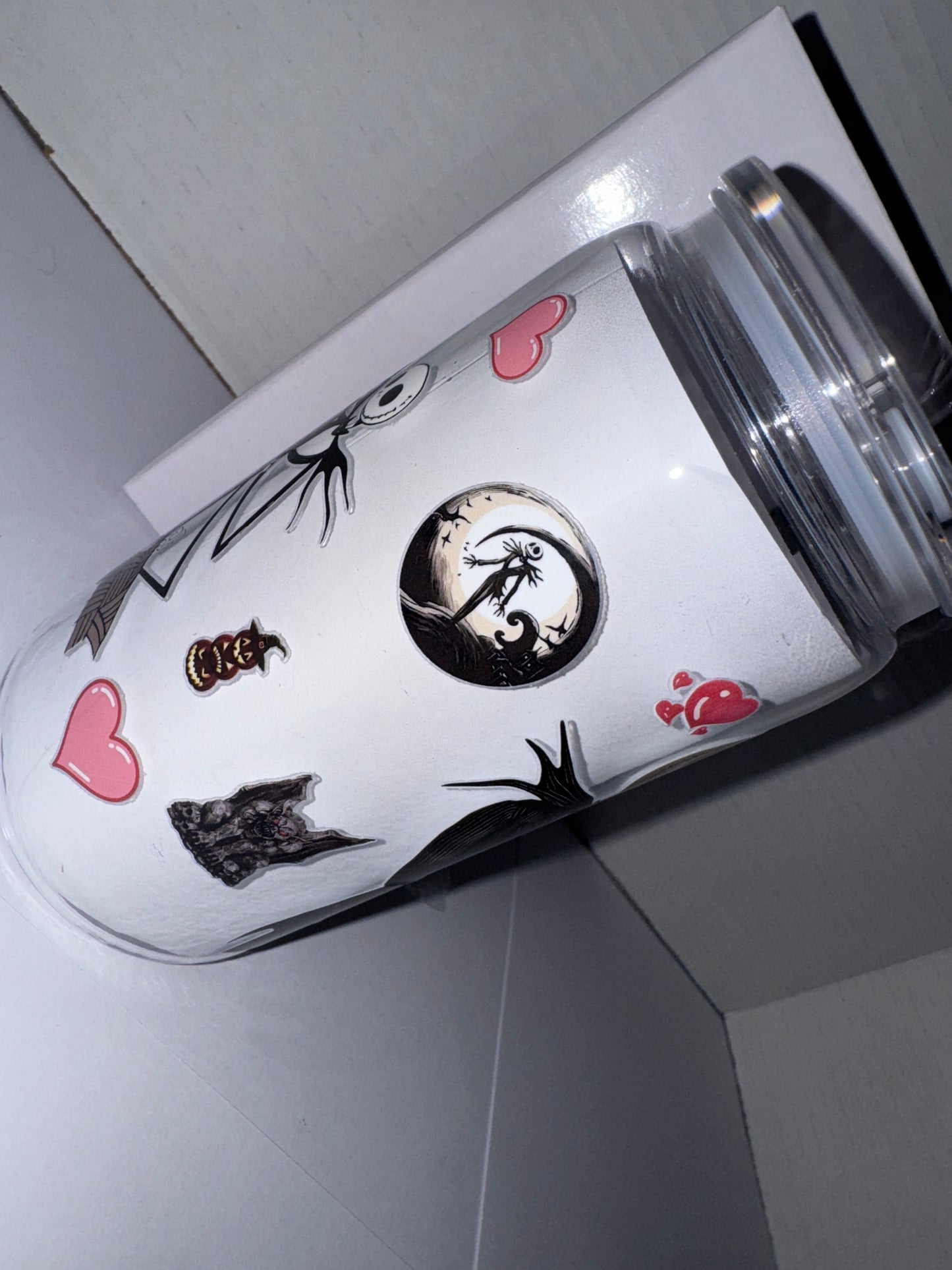 Halloween Wedding Themed 16 Oz Plastic Cup With Love Hearts, damaged