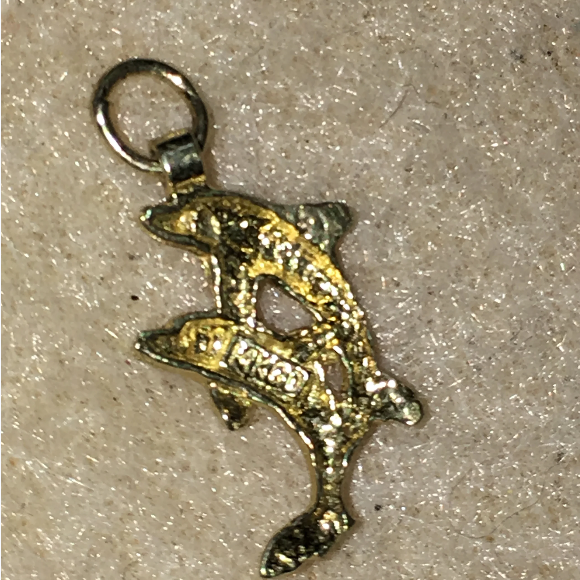14 kt Gold Double Dolphin Pendant