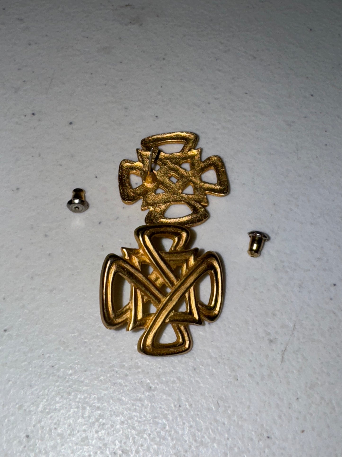 Vintage Gold Tone Square Knot Design Post Earrings