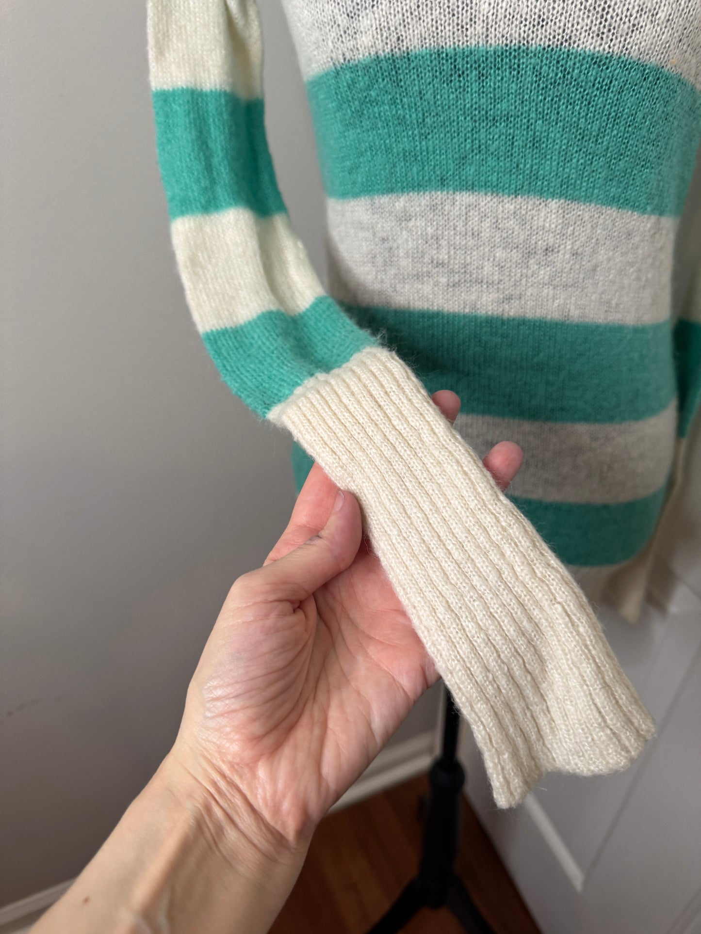 Green and white Forever 21 Sweater, Small