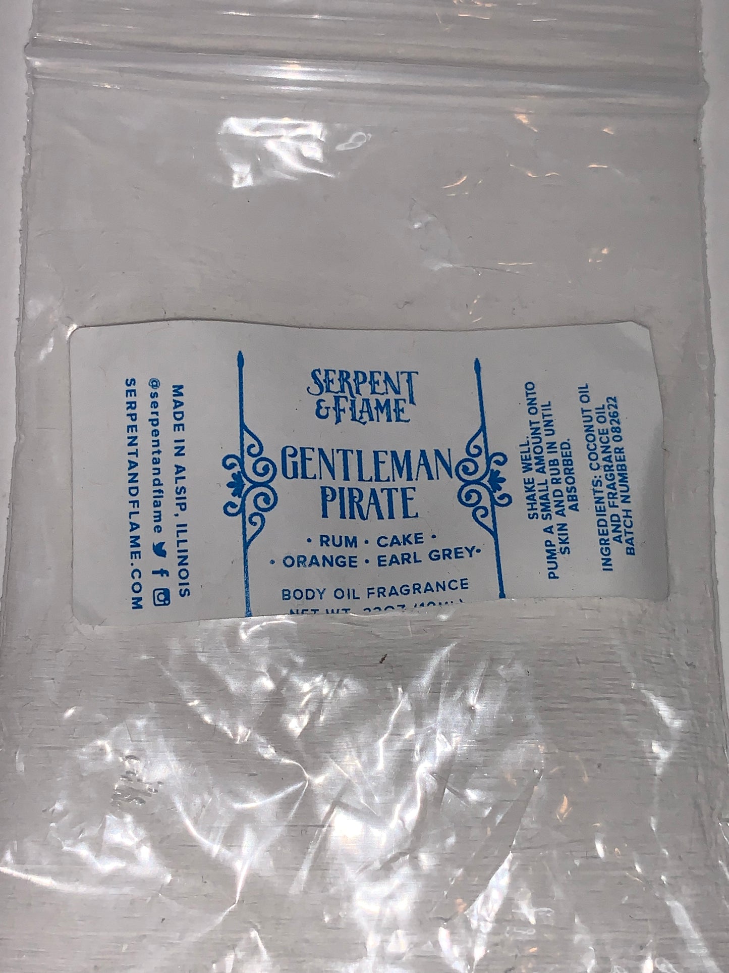 Serpent & Flame Skull Bottle Perfume Oil in Gentleman Pirate