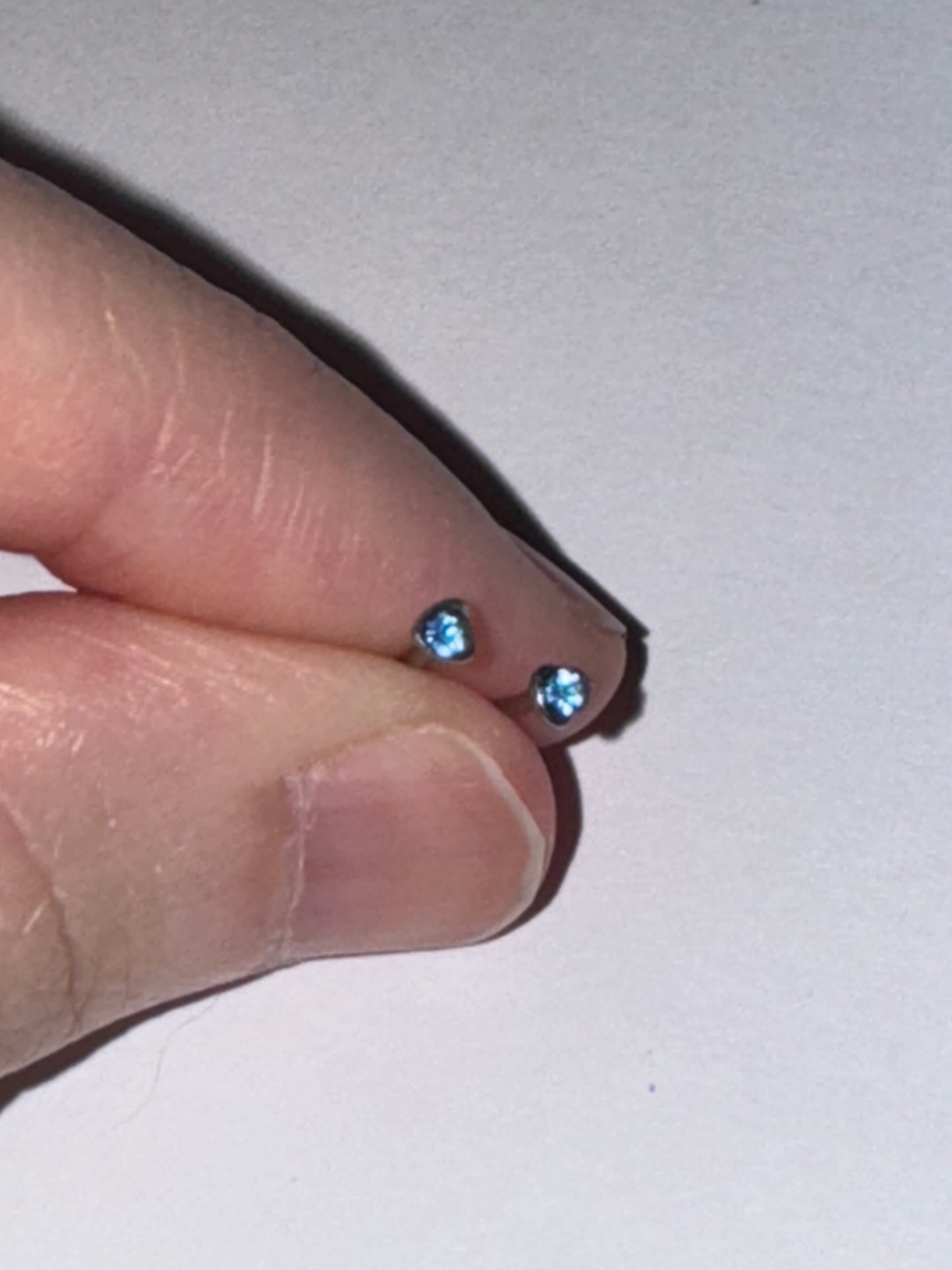 20 Gauge Heart Shaped Nose Ring