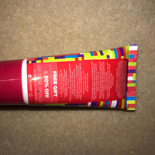 NANETTE LEPORE Body Lotion in Colors of Nanette