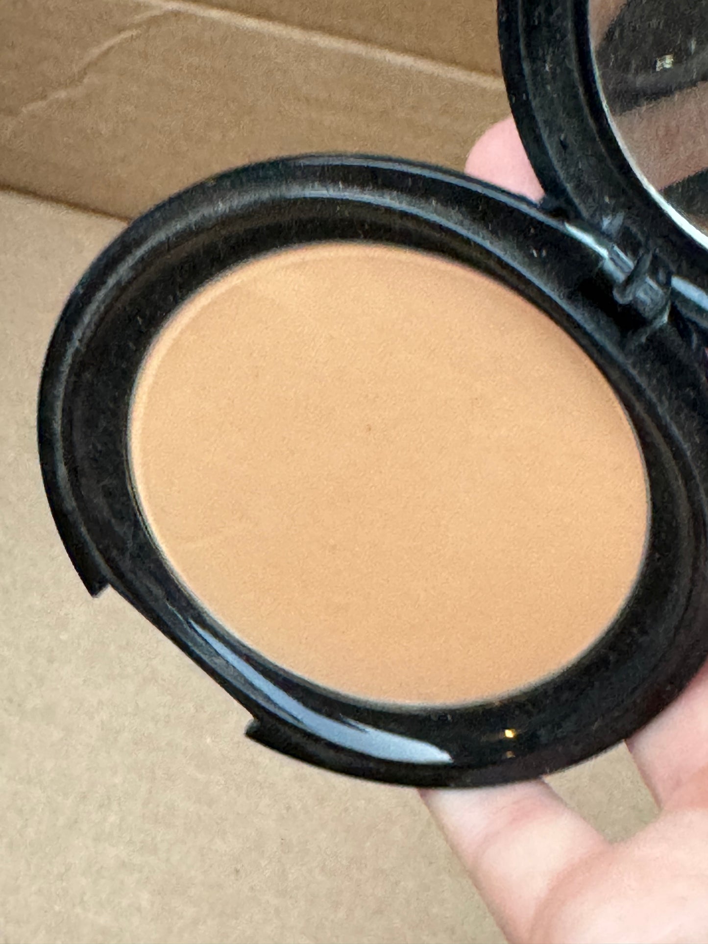 OSP Cosmetics Oil Free Pressed Powder in Matte Honey
