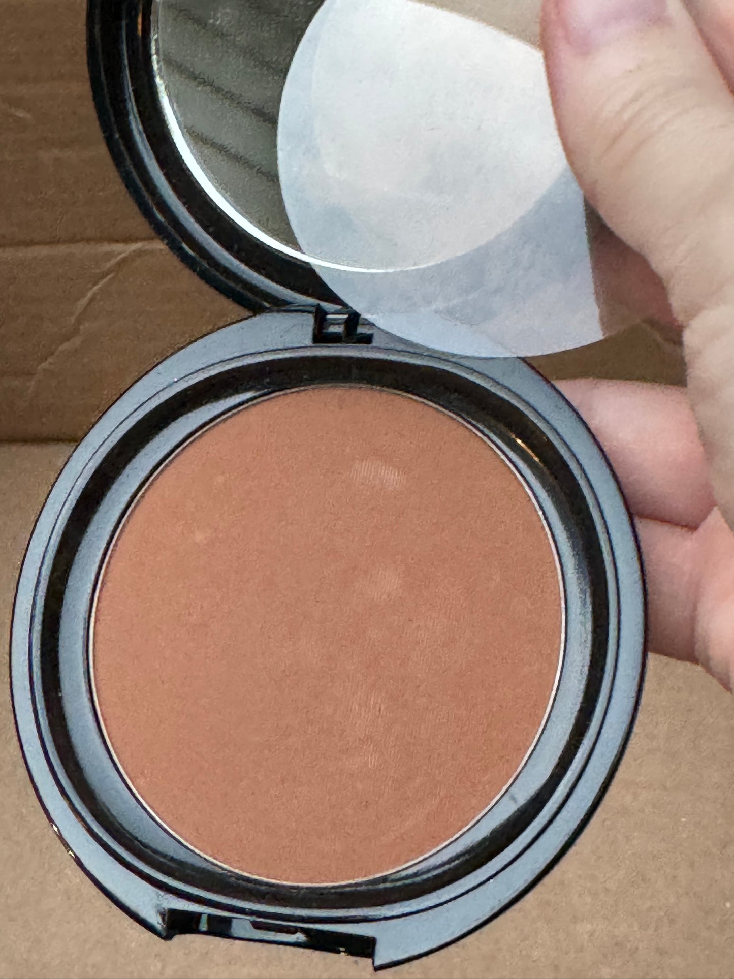 OSP Cosmetics Photochromatic Pressed Powder in Coffeehouse
