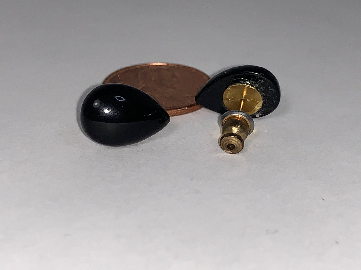 14mm Teardrop 18ktgf Onyx Post Earrings