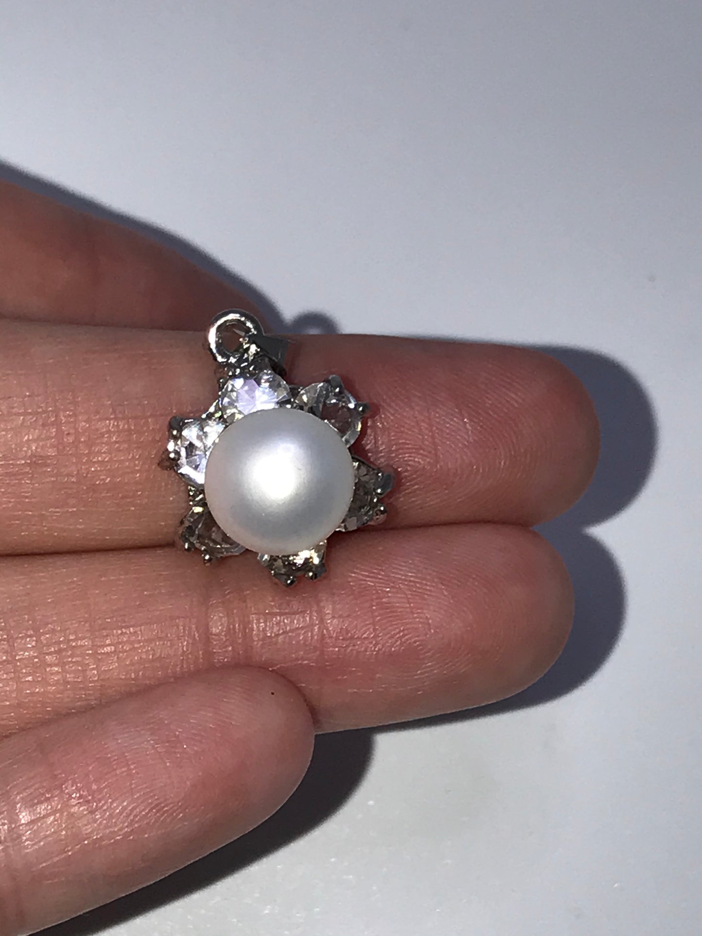 7/8" Pearl and Cz Flower Pendant
