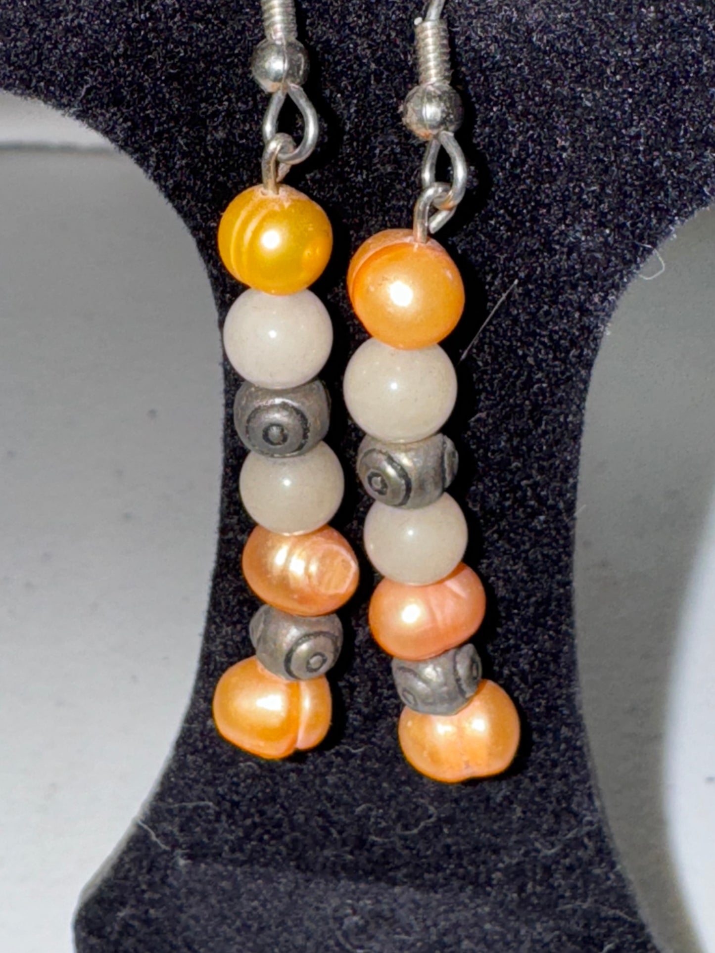 Pearl and Jade dangle Earrings