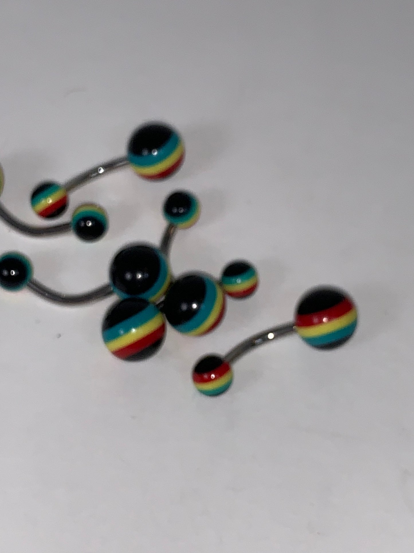 14 Gauge Rasta Belly Ring