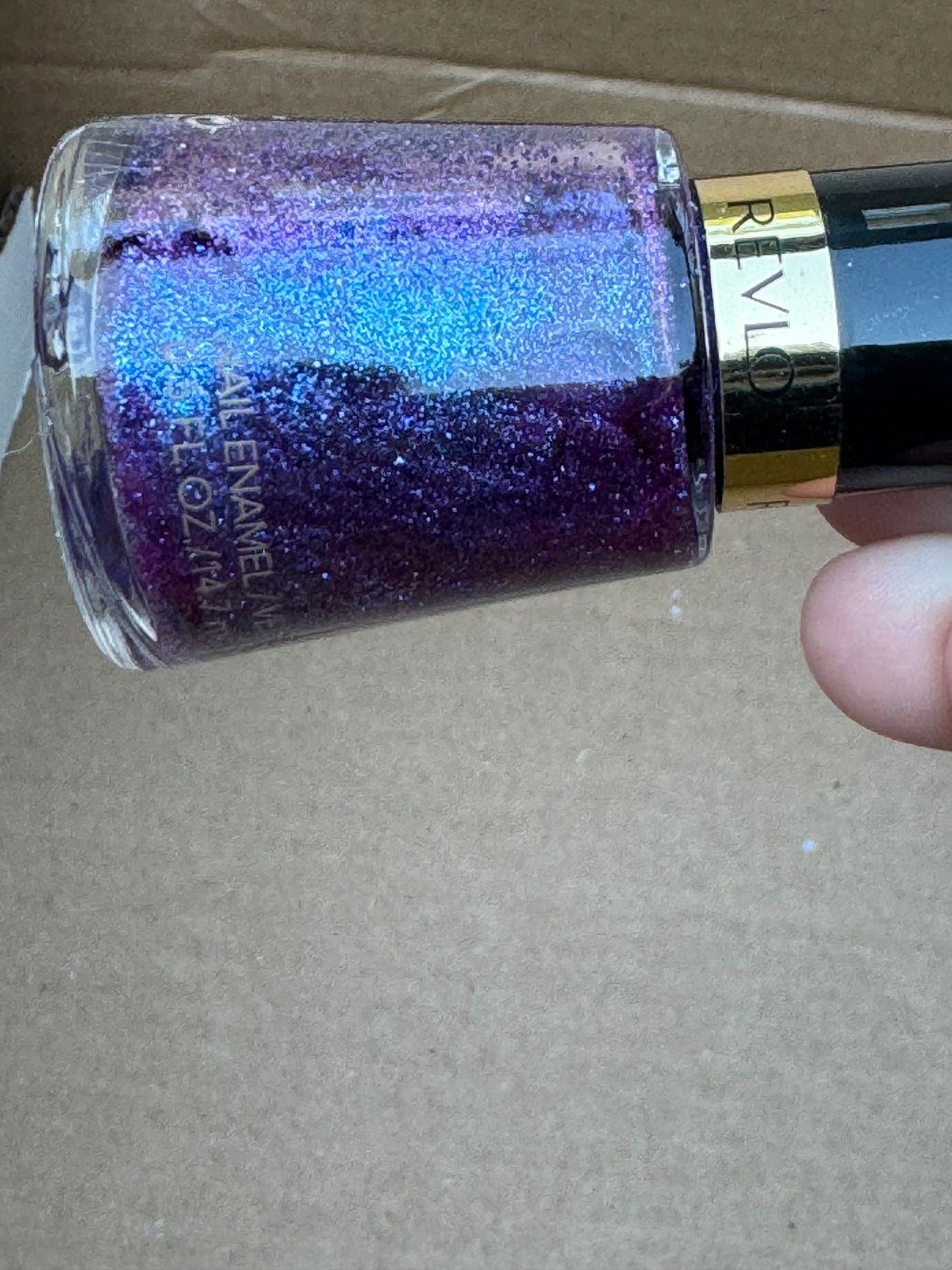 Revlon Nail Enamel in Blue/Green #522 Magnetic
