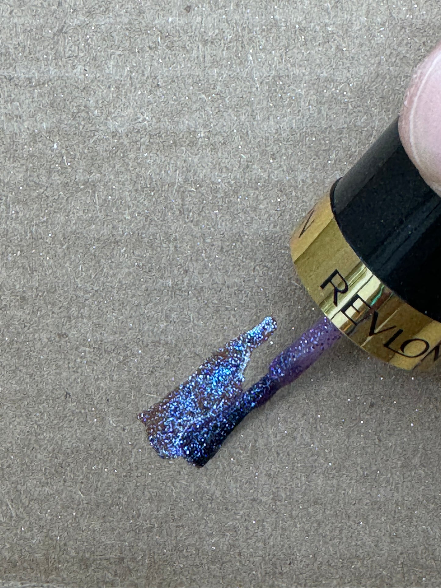 Revlon Nail Enamel in Blue/Green #522 Magnetic
