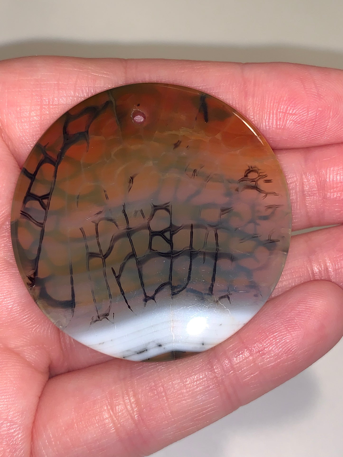Round Dragon Veins Agate Focal Pendant